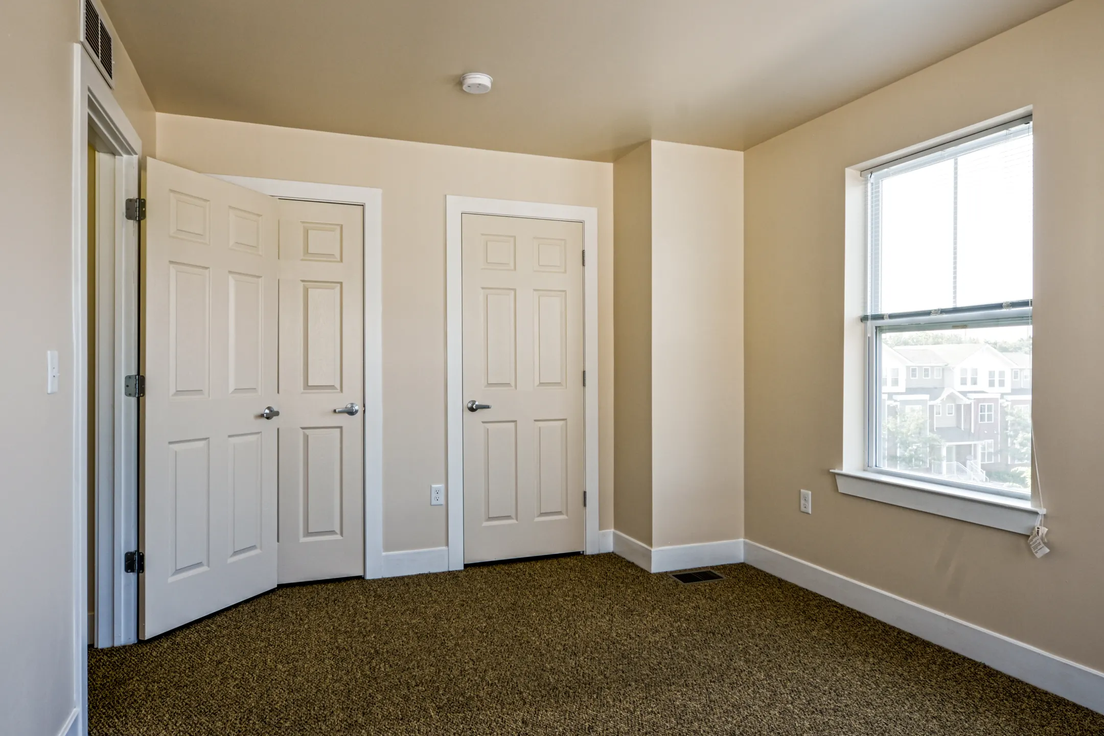 Rush Crossing 100 Rider Ave Trenton, NJ Apartments for Rent Rent.