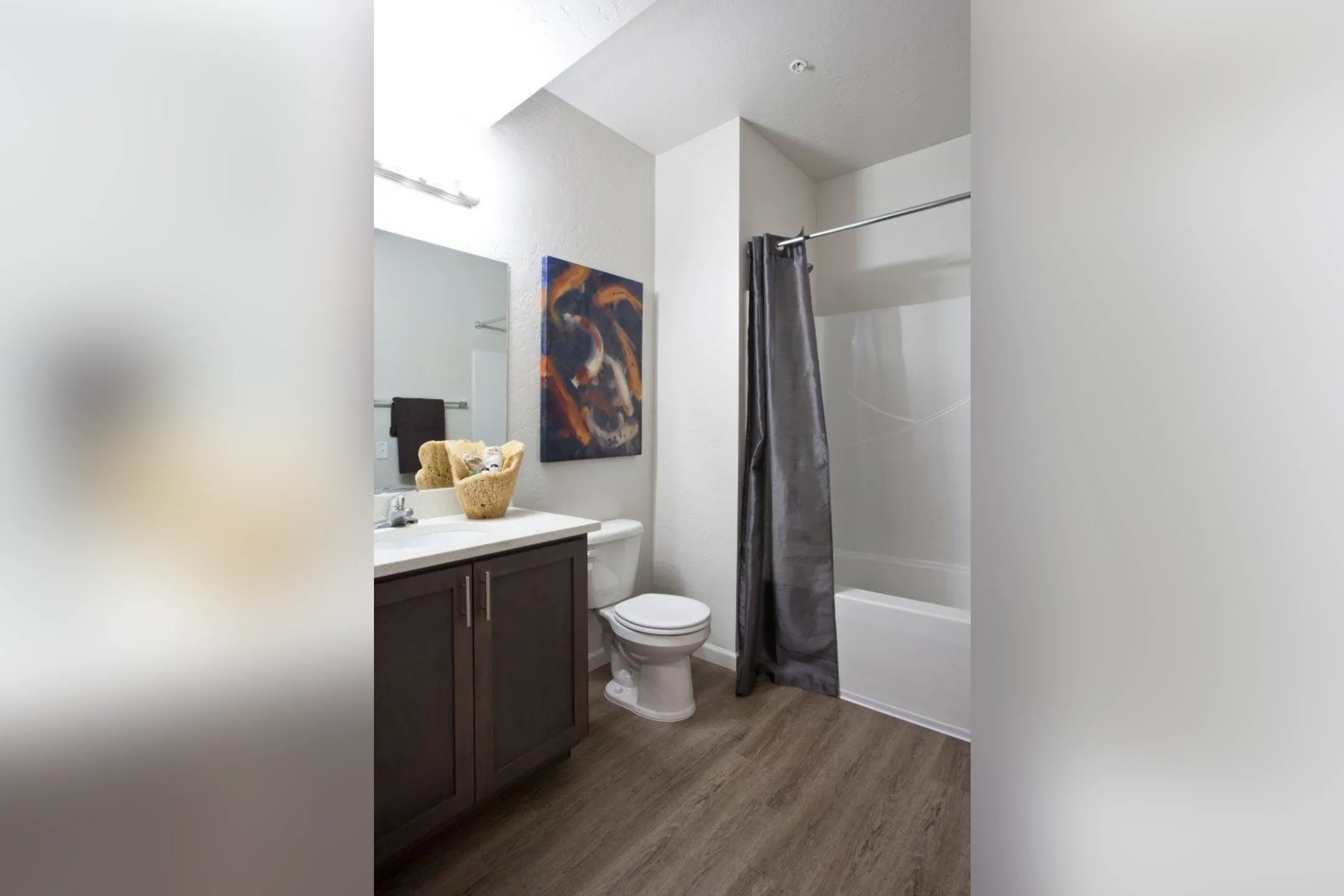 Bathroom - Prairie Pointe Apartments and Townhomes - Coeur D Alene, ID
