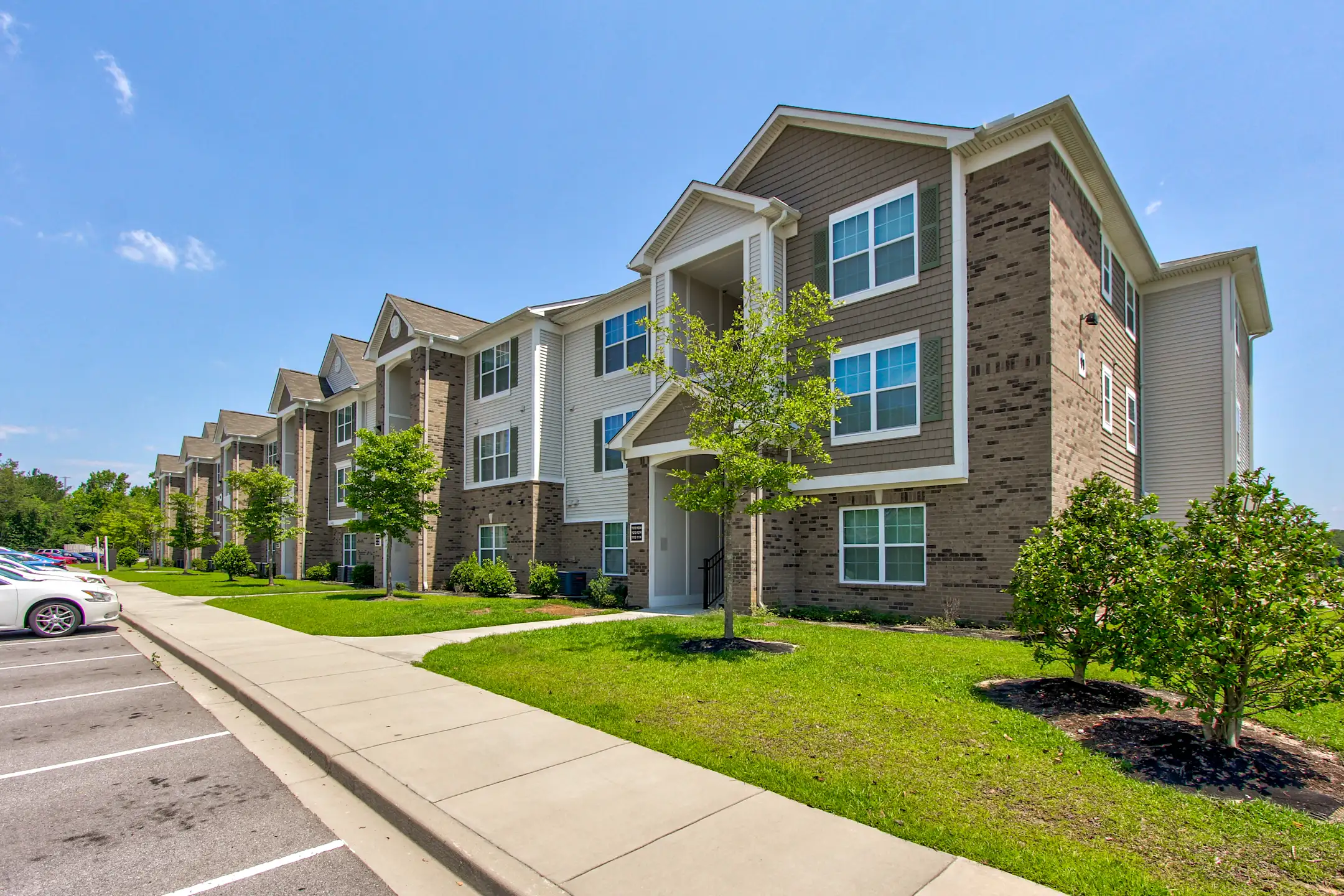 Killian Lakes Apartments & Townhomes 1800 Killian Lakes Dr Columbia
