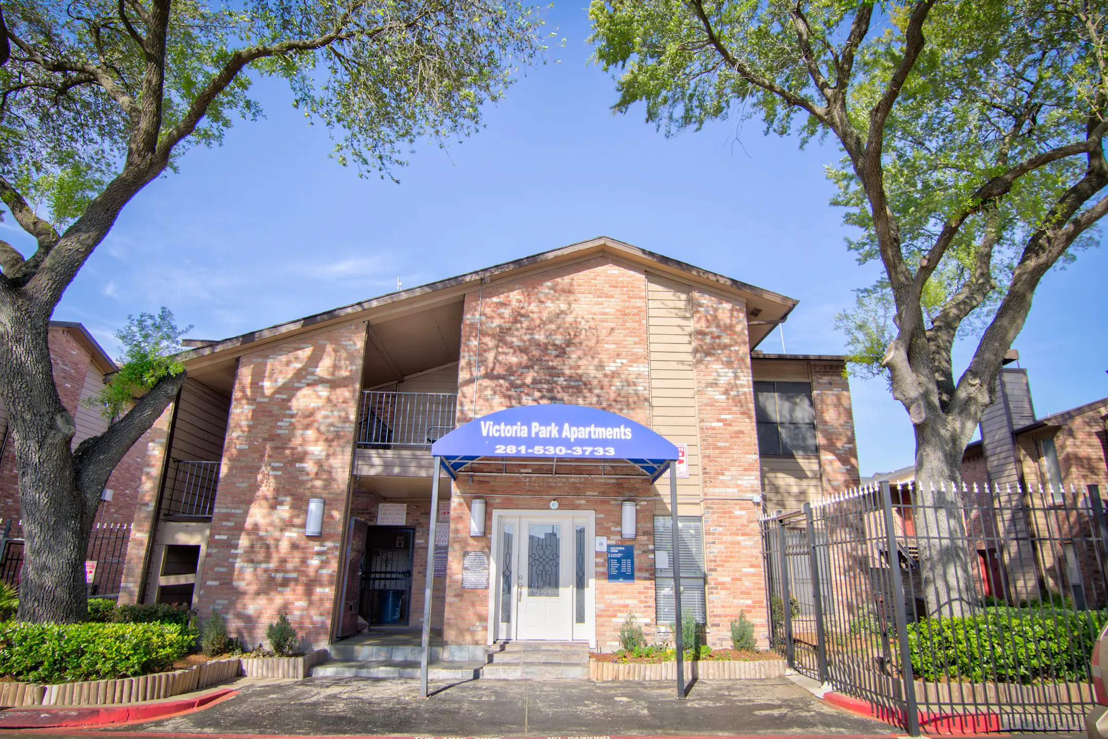 Victoria Park 8600 S Course Dr Houston, TX Apartments for Rent Rent.