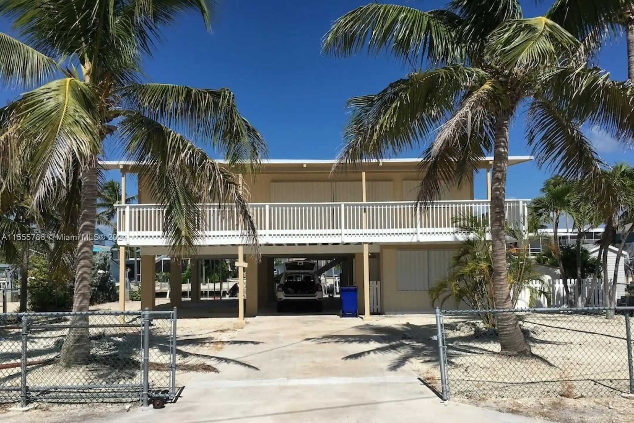 142 Columbus Dr Unit 142  