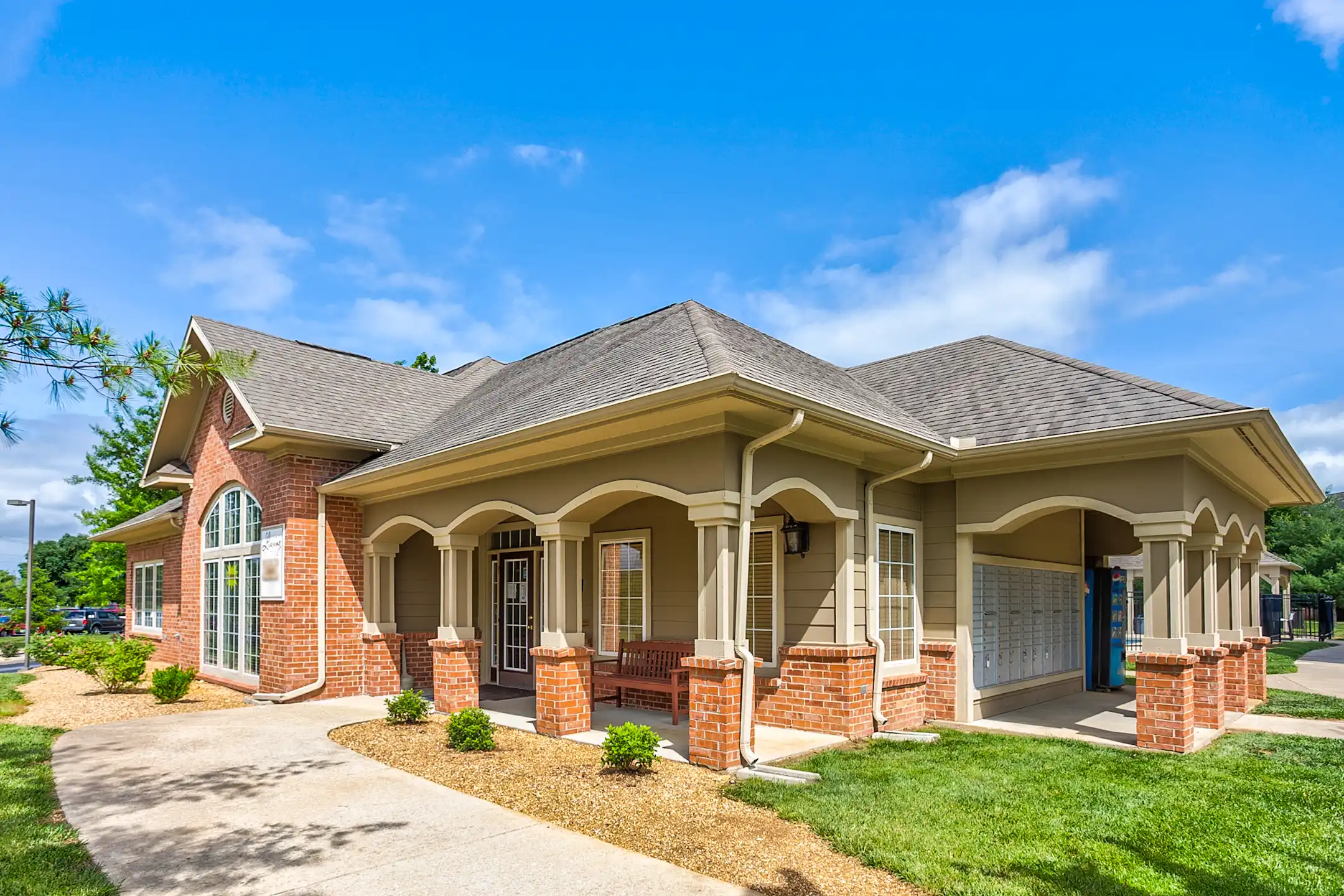 Terraces at Copper Leaf 300 E Peachtree Dr Nixa, MO Apartments for