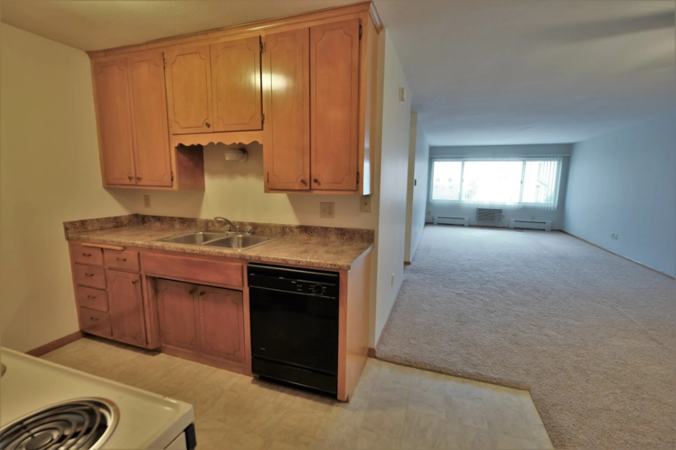 Kitchen - 1759 Grand - Saint Paul, MN