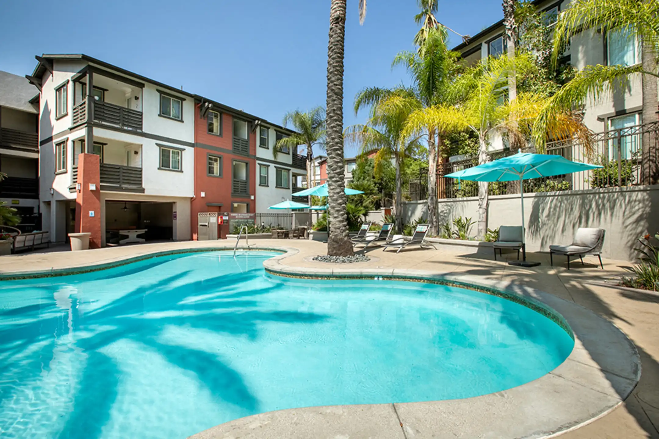 Rockwood At The Cascades 16613 Foothill Blvd Sylmar, CA Apartments