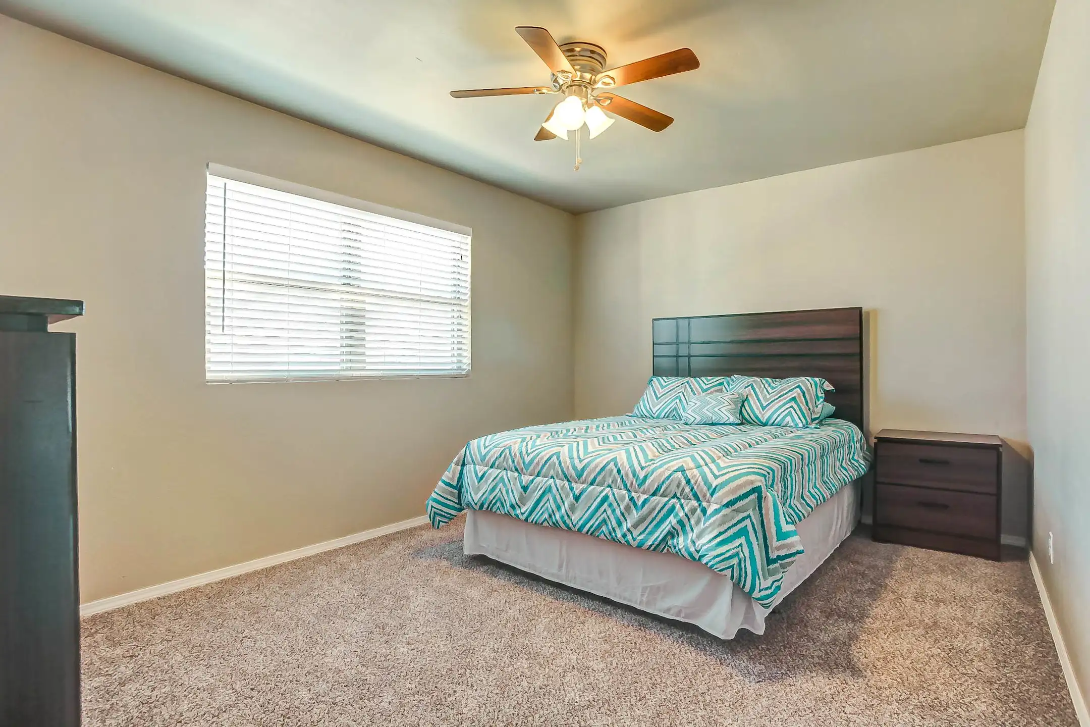 The Terraces at Lakehurst Apartments Oklahoma City, OK 73120