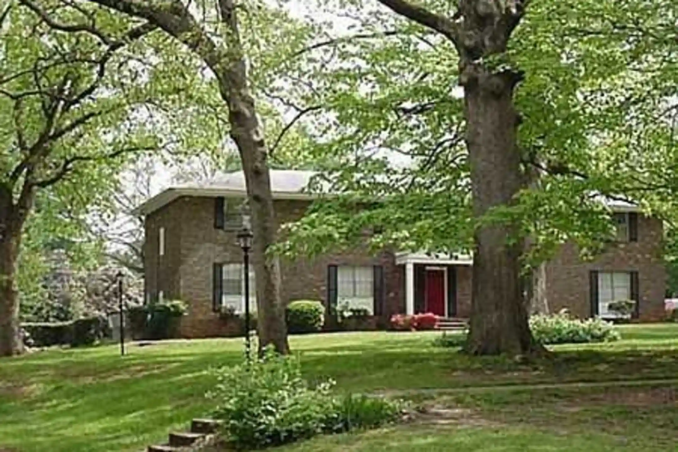 Apartments On N Decatur Rd