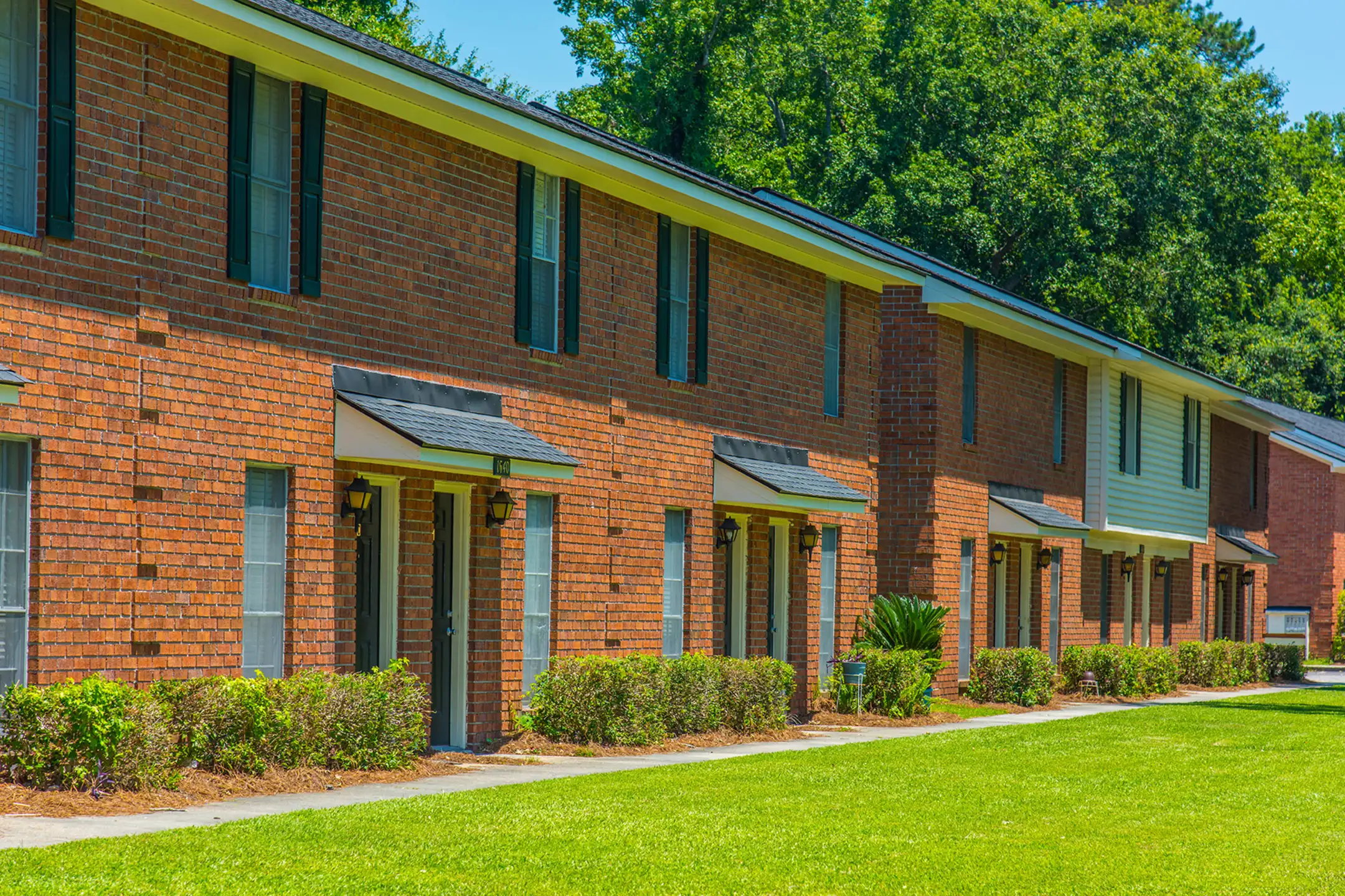 Building - Magnolia Downs - Charleston, SC