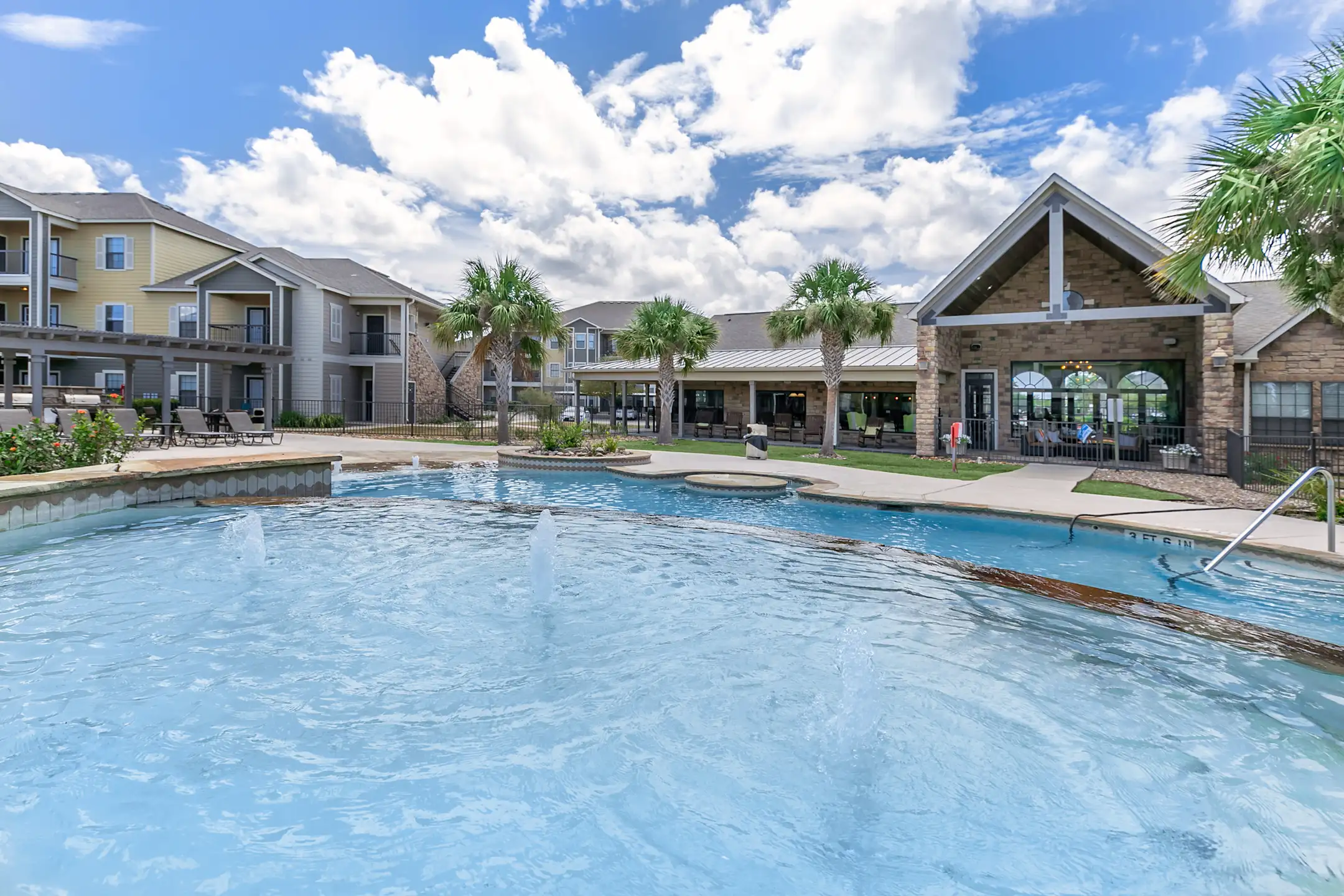 Pool - Encore Crossings - Corpus Christi, TX