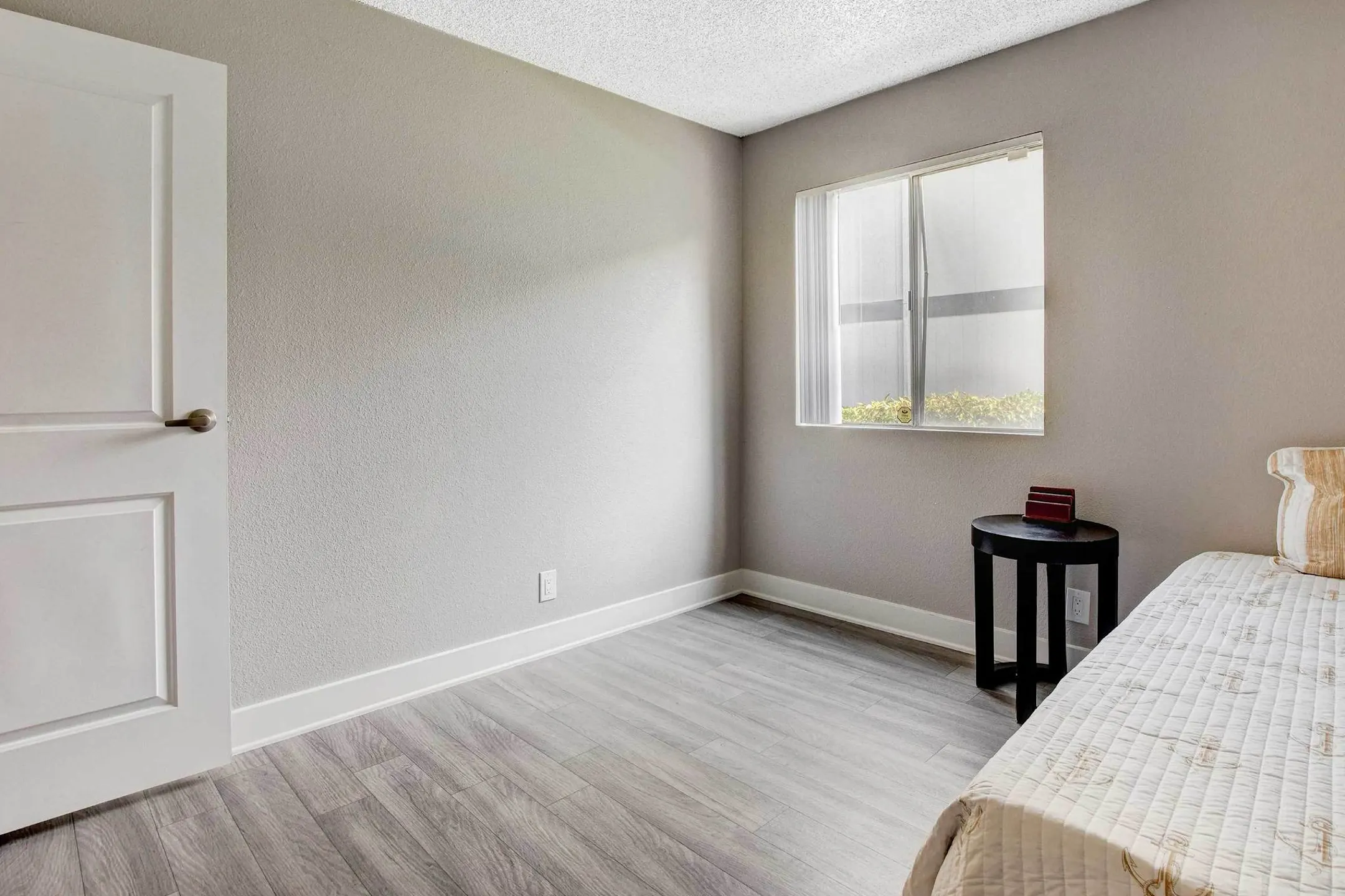 West Edge Apartments 901 Brush St Las Vegas, NV Apartments for Rent