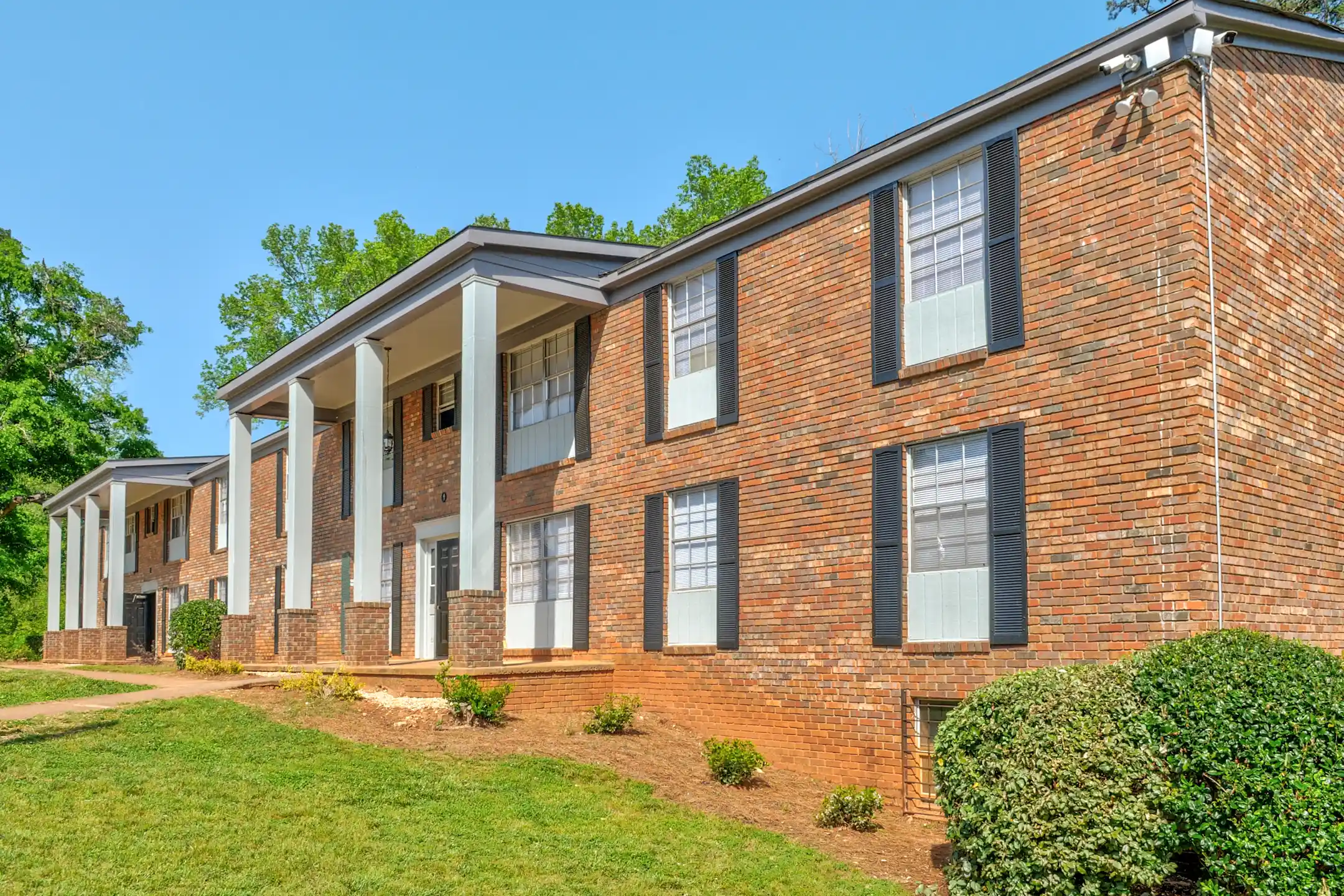 The Flats 235 Apartments Athens, GA 30606