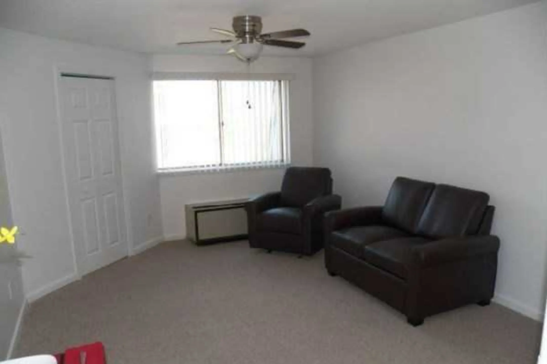 Windsor Court - 470 Memorial Dr | Chicopee, MA Apartments for Rent | Rent.