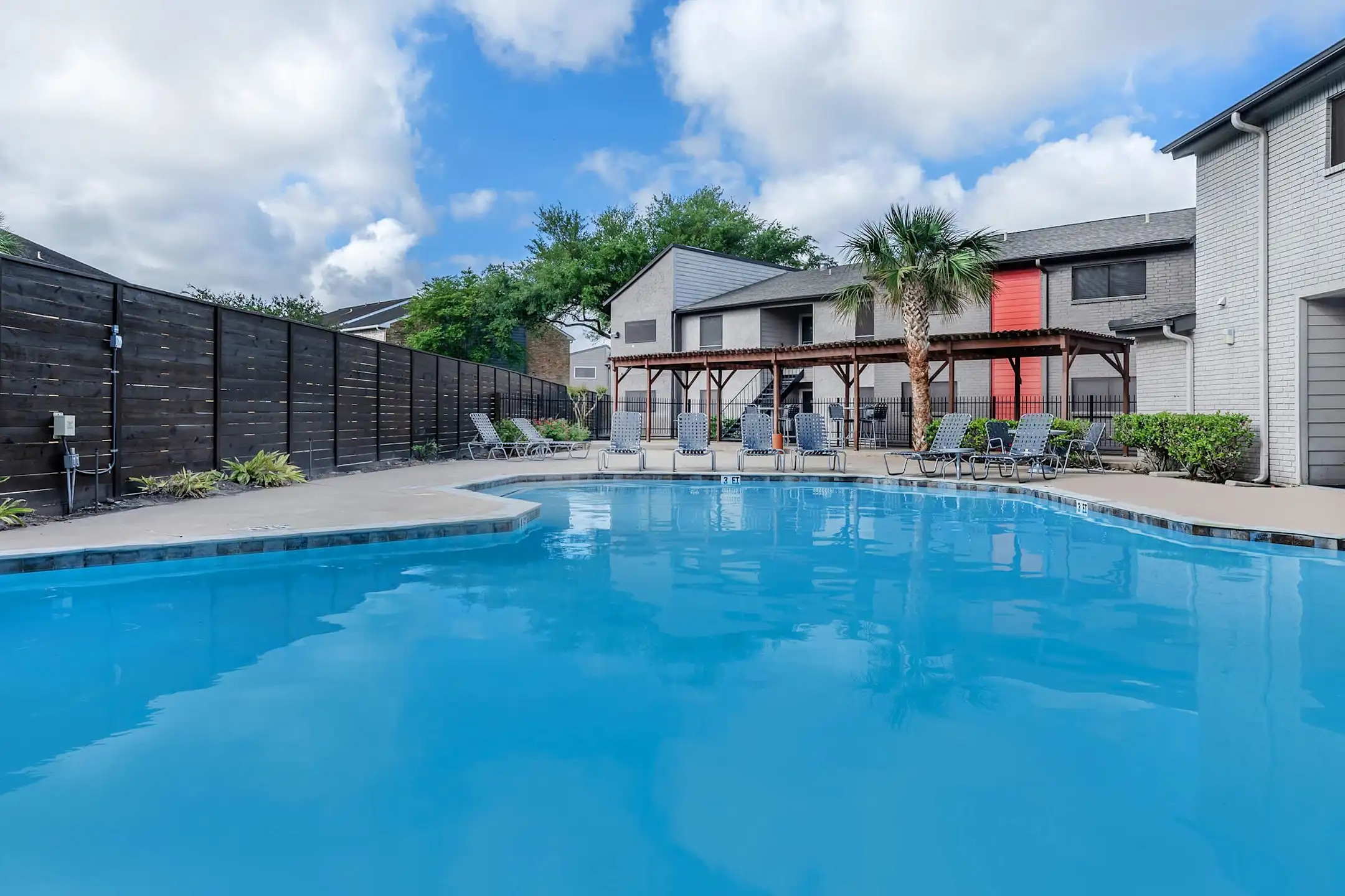 Newport At Clearlake Apartment Homes 15900 Space Center Blvd