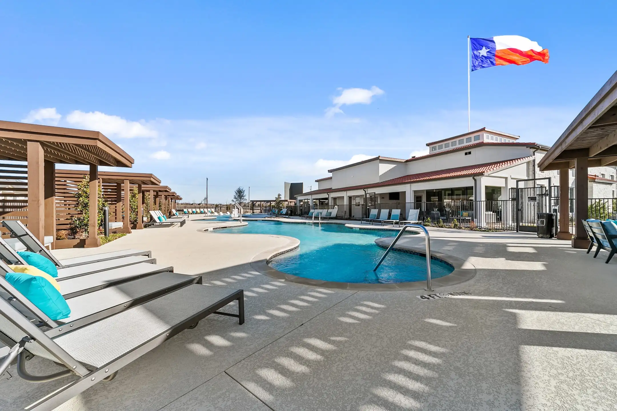 Mansions Eight65 Apartments Hutto, TX 78634