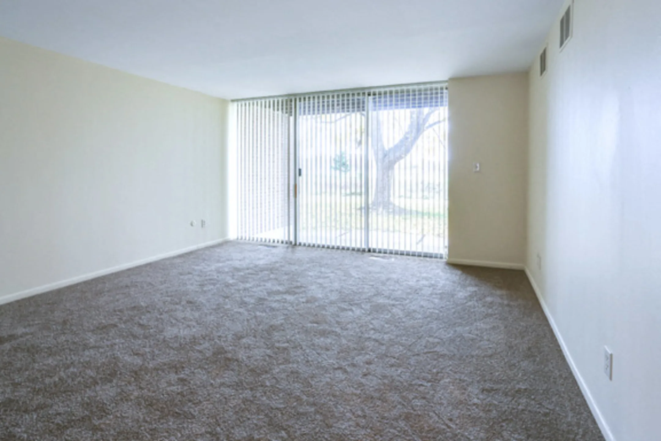 Amherst Manor Apartments 1525 Amherst Manor Dr Buffalo, NY Apartments for Rent Rent.