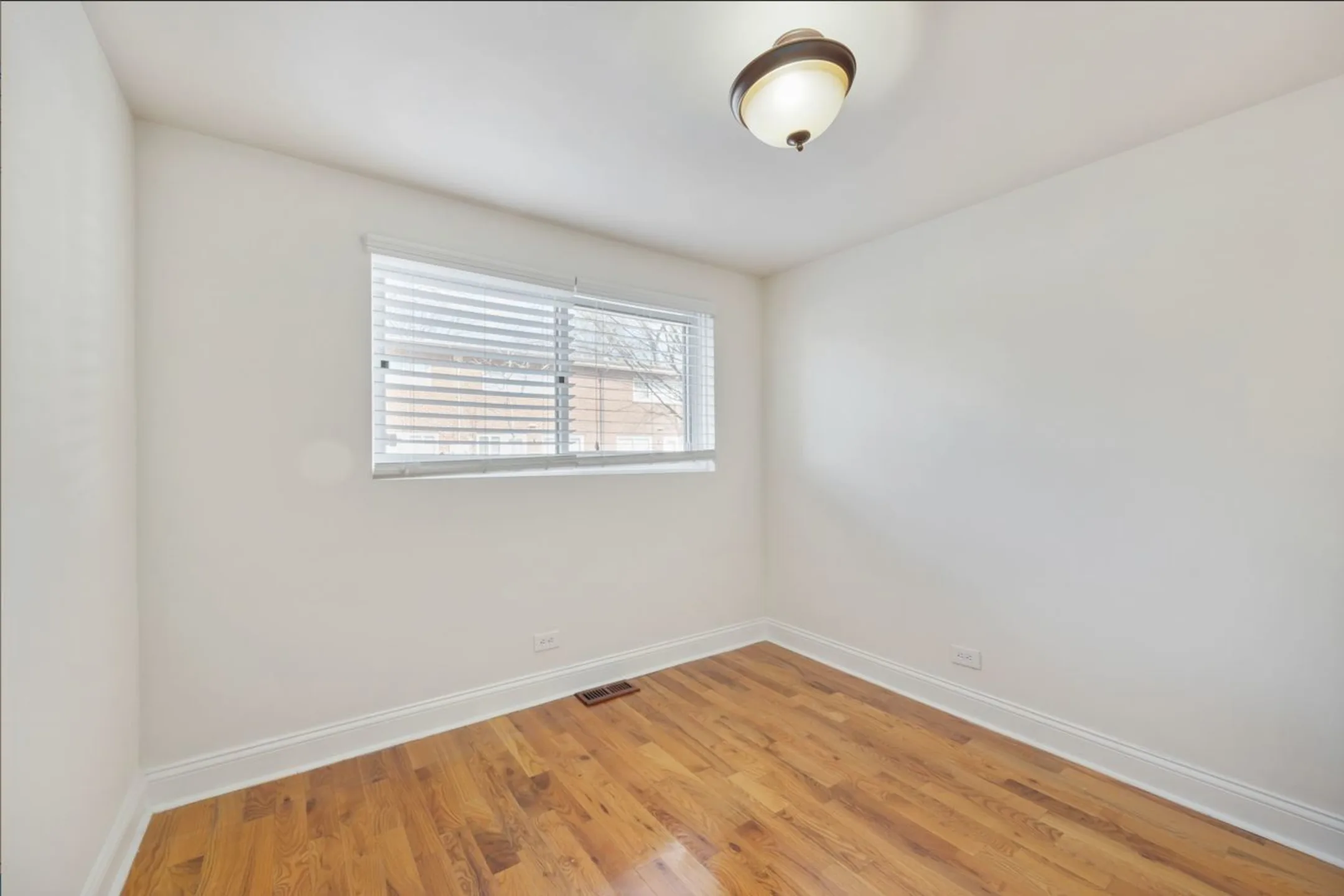 422444 Ridge Wilmette, IL Townhomes for Rent Rent.