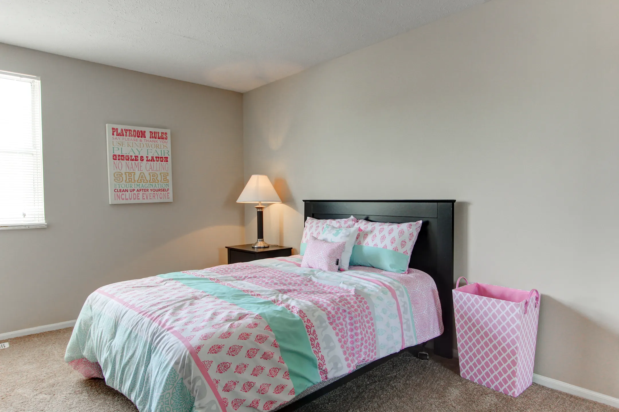 Windsor Park Estates 1335 Vale Dr Copley, OH Apartments for Rent