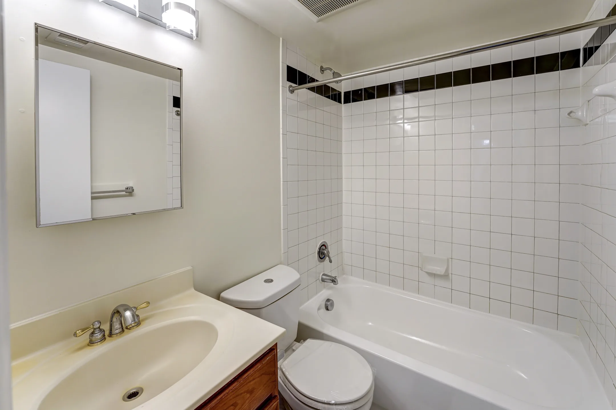 Bathroom - Virginia Gardens Apartments - Arlington, VA