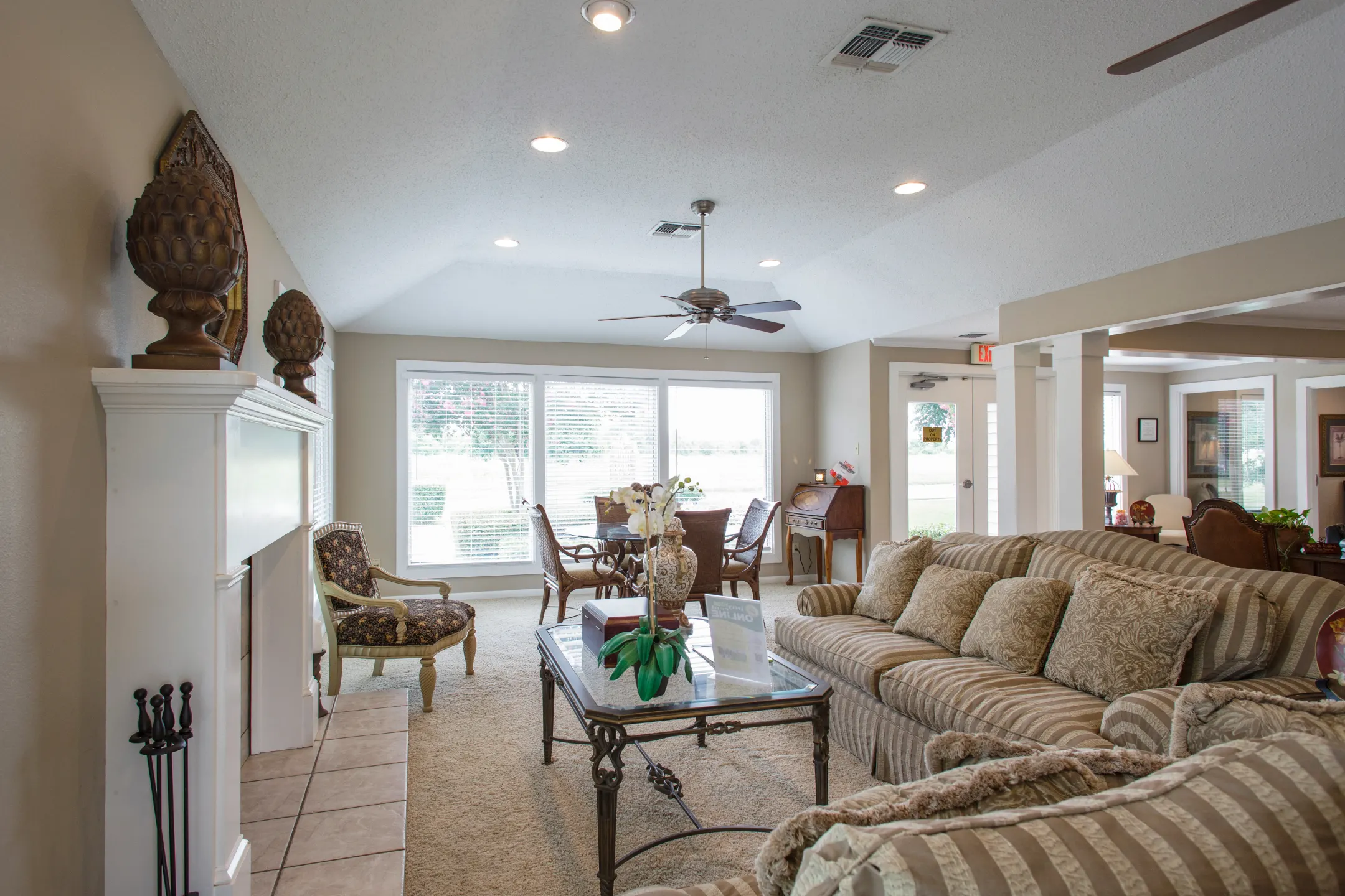 Millicent Crossing Apartments 8700 Millicent Way Shreveport, LA