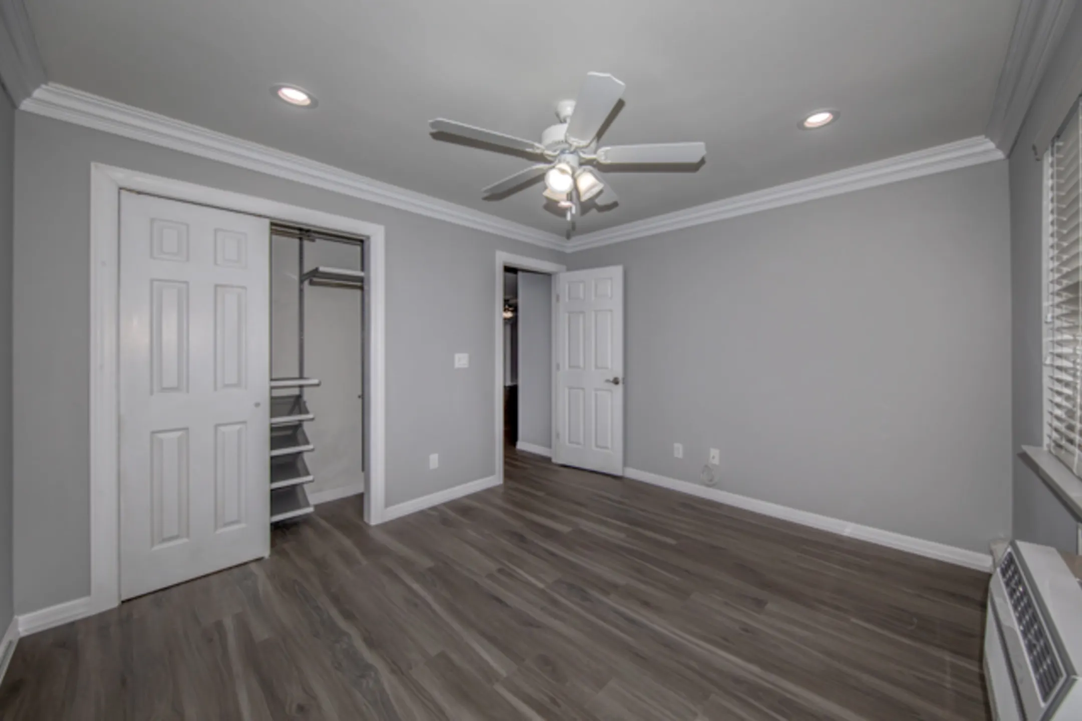 Fairfield Townhouses at Holtsville 2 Victorian Ct Holtsville, NY