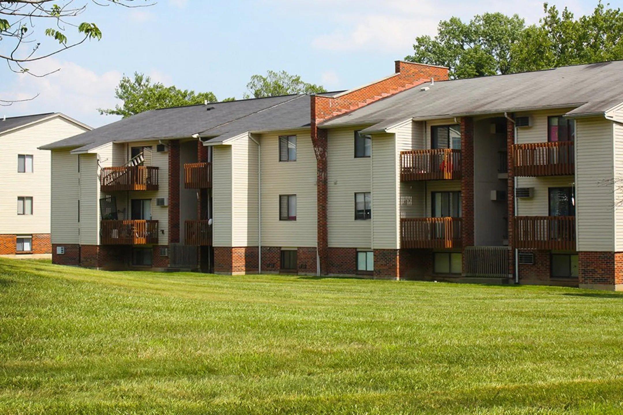 Building - Oakwood Apartments - Florence, KY