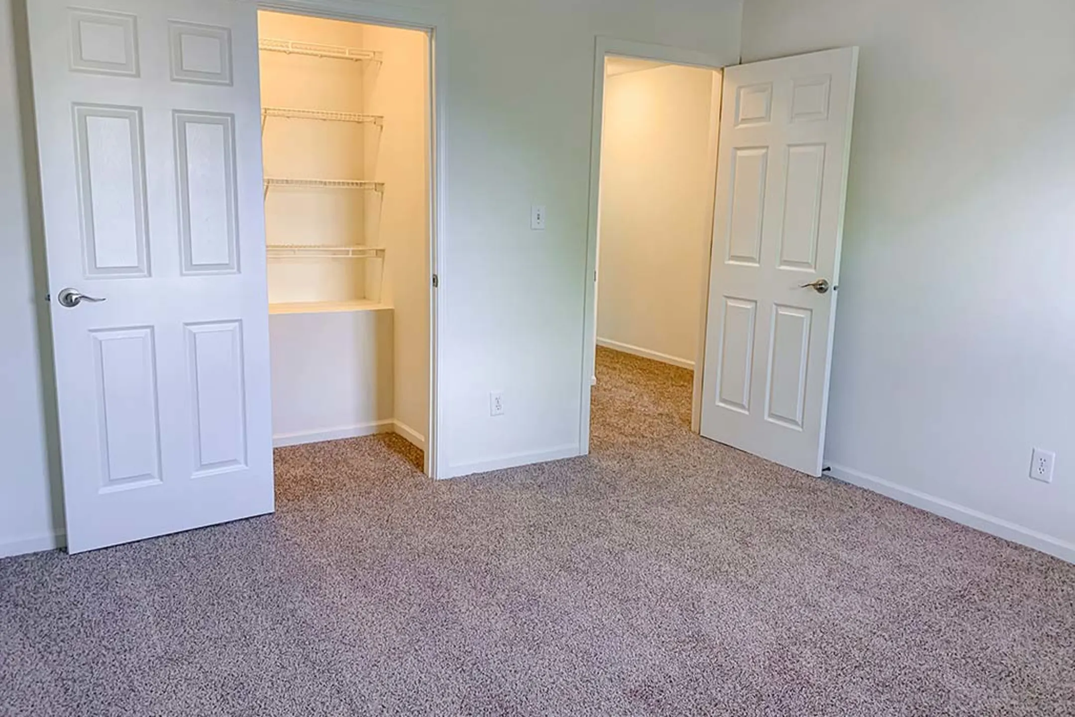 Bexley Village Apartments Greenwood, IN 46143