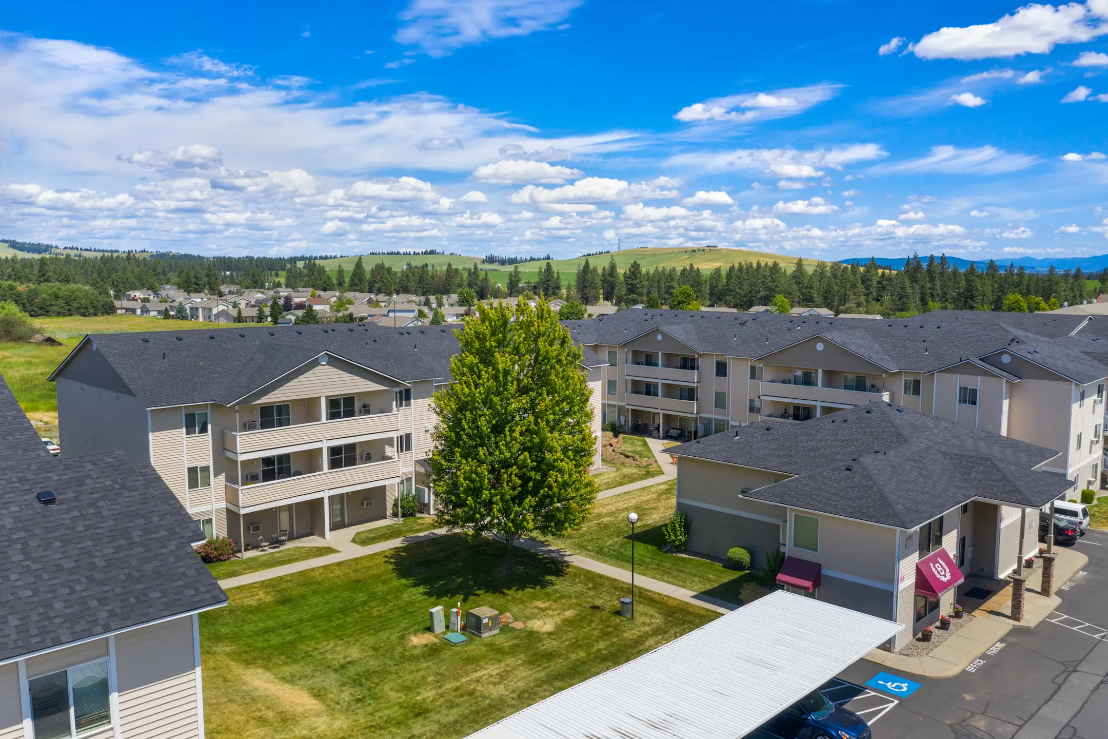 Barrington Place Apartments Cheney, WA 99004