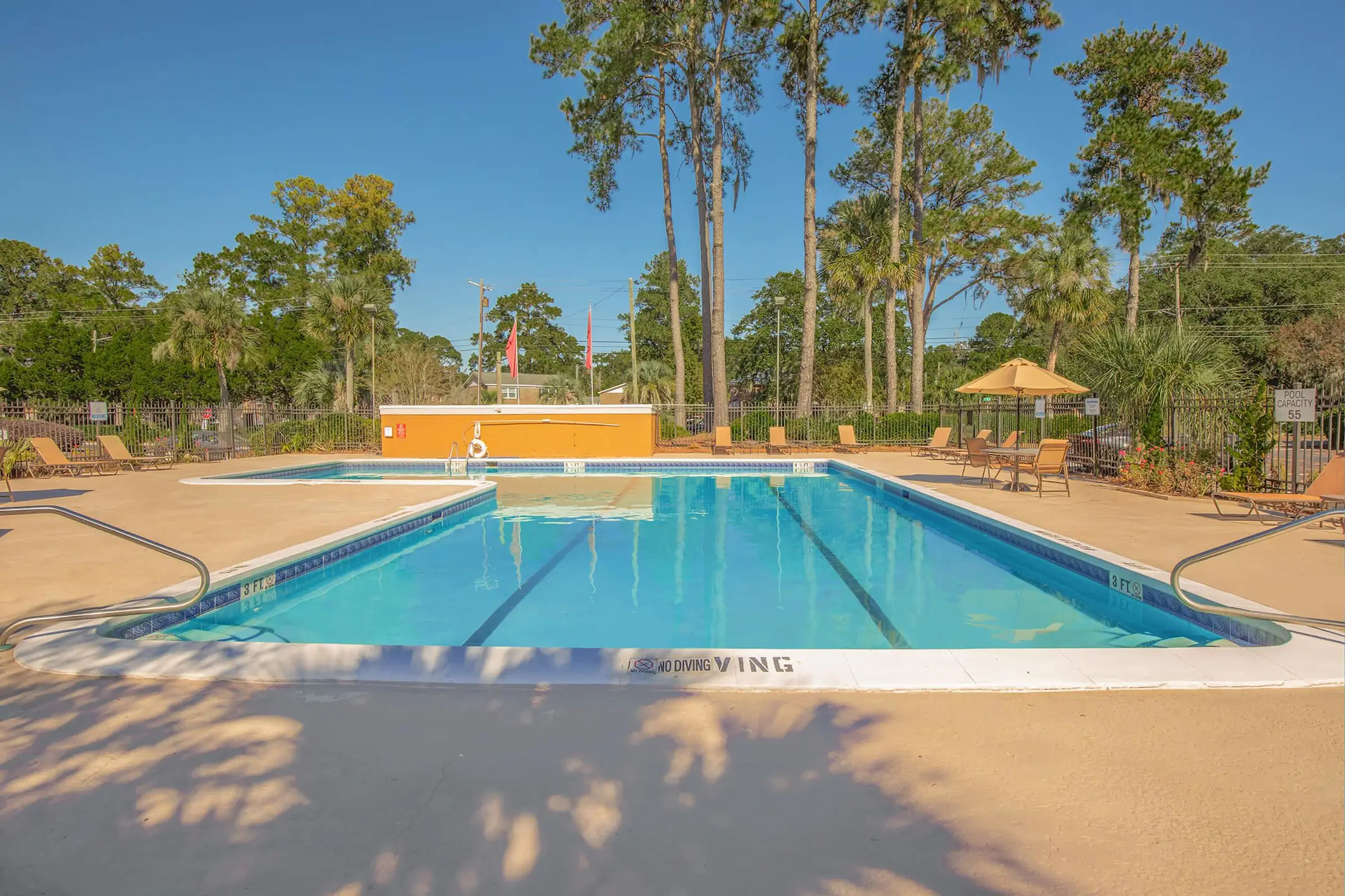 Carriage House Apartments Savannah, GA 31406