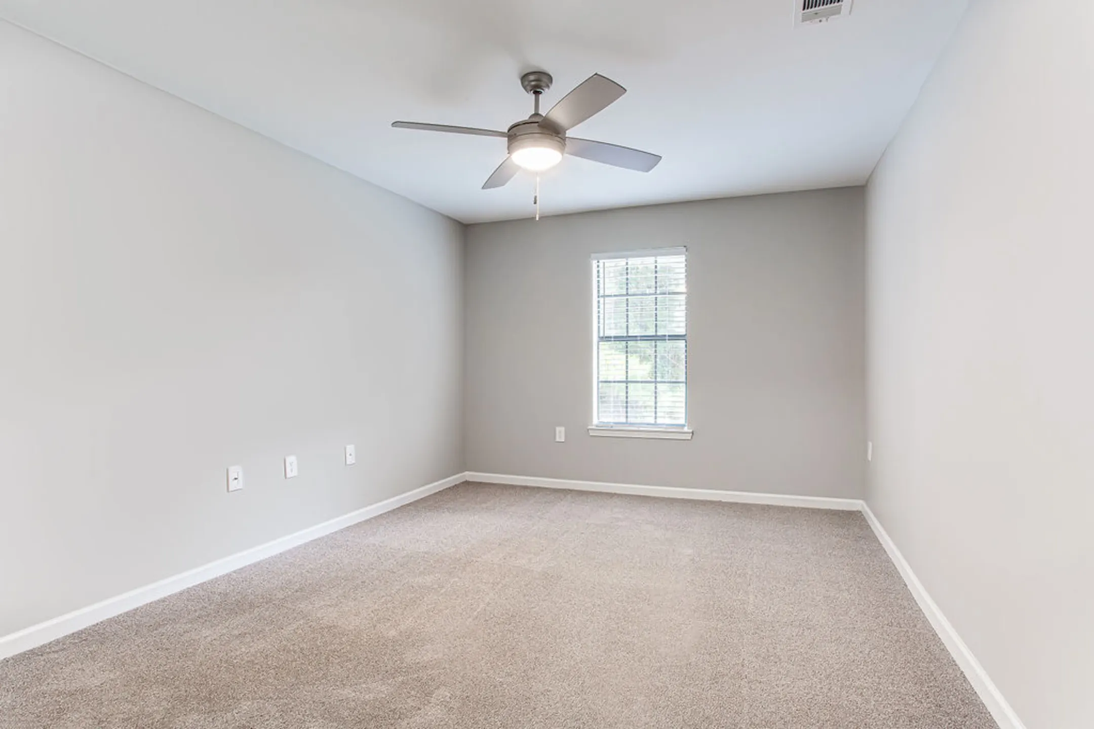Bedroom - Winnstead Apartments - Stockbridge, GA