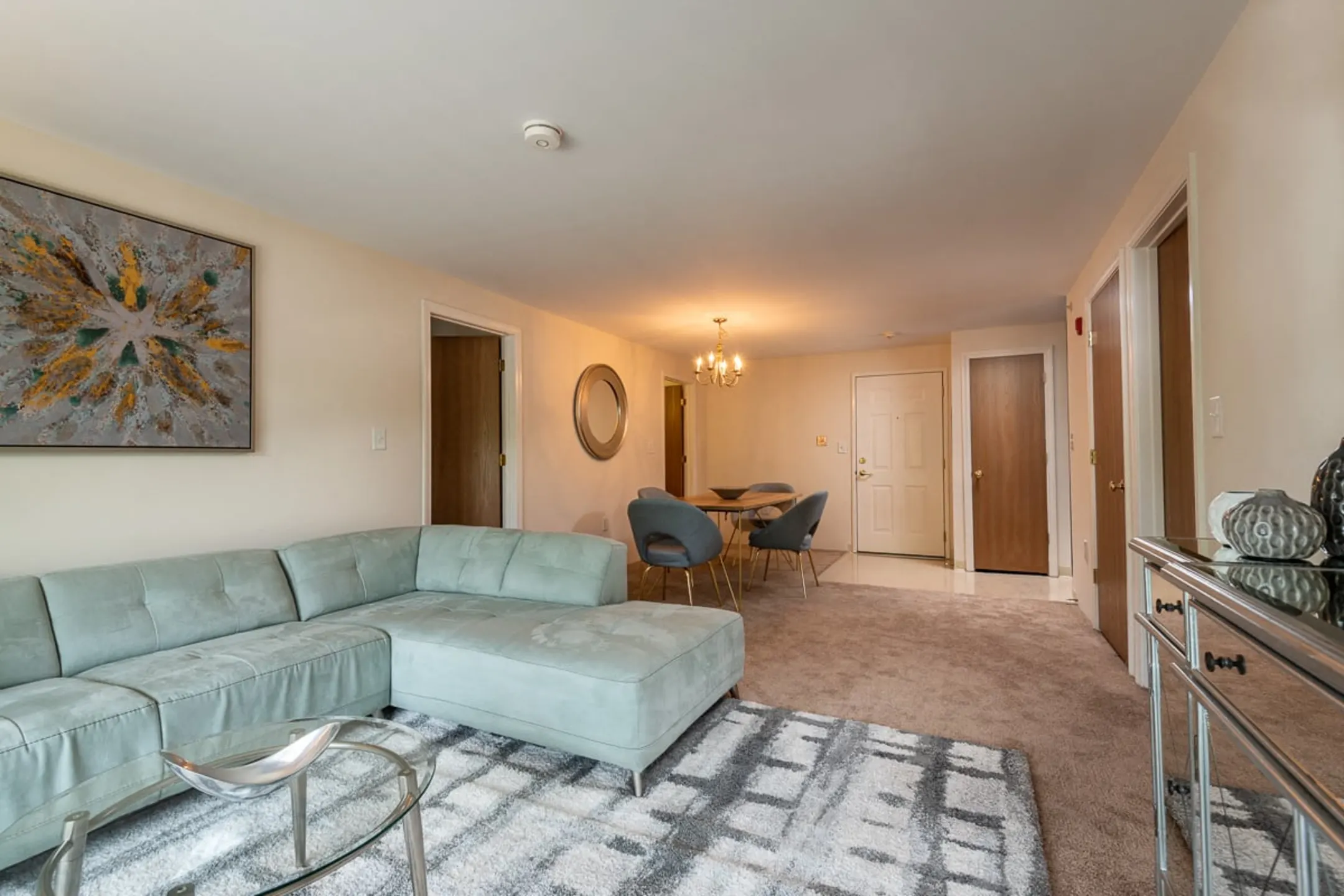 Carlton Oaks Apartments Salem, NH 03079