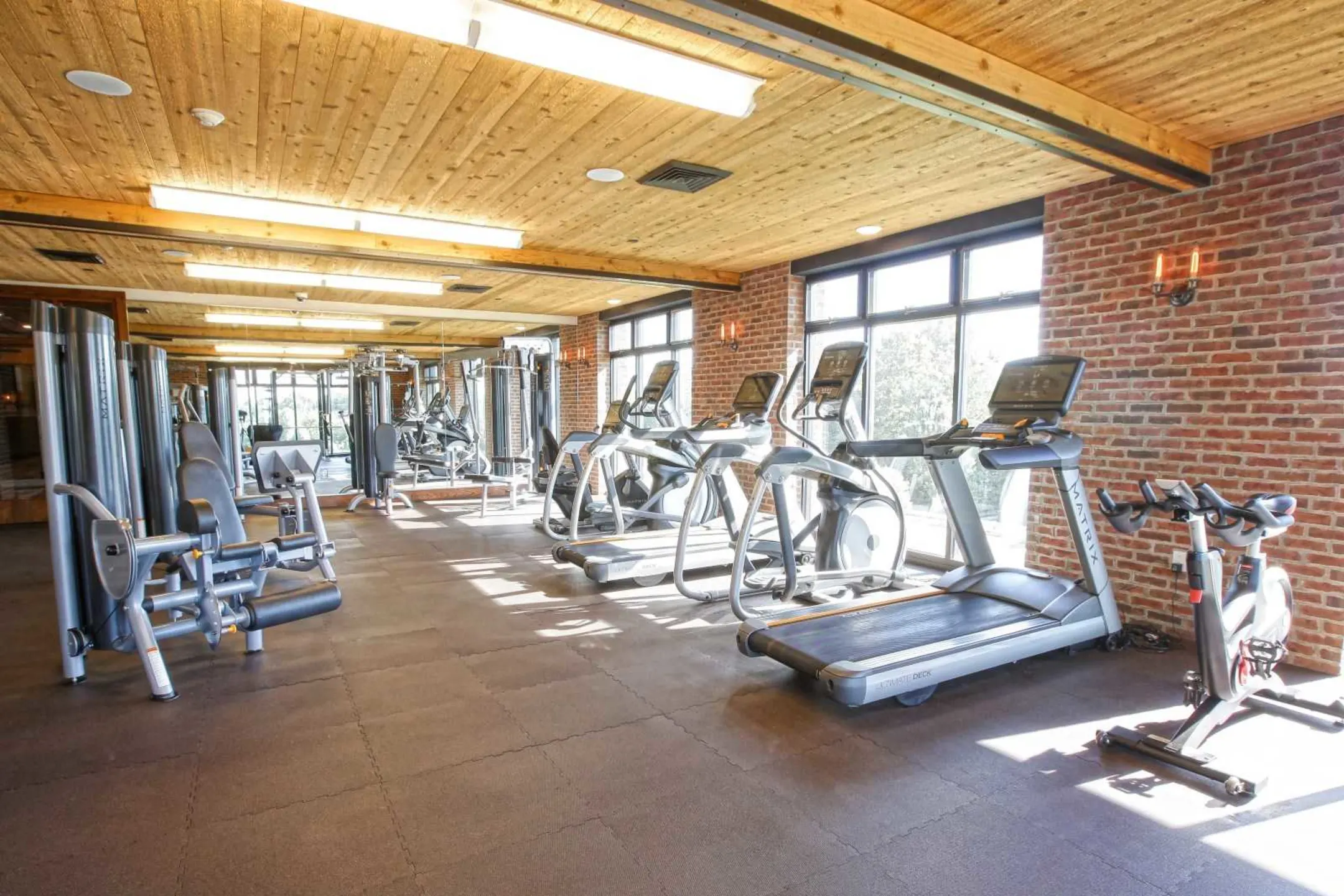 Fitness Weight Room - Ironworks at Keystone - Indianapolis, IN