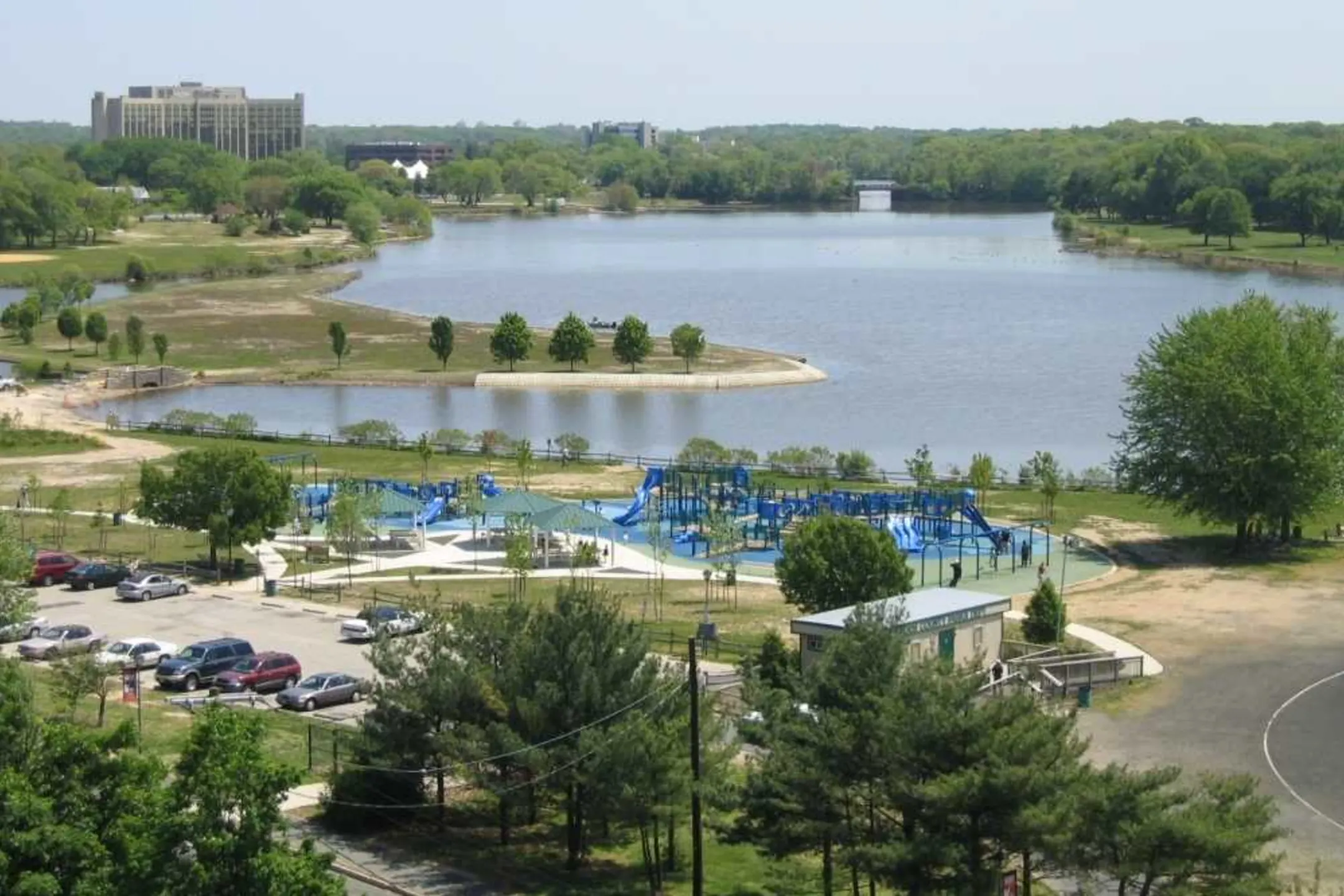 Pool - Cooper River Plaza - Pennsauken, NJ