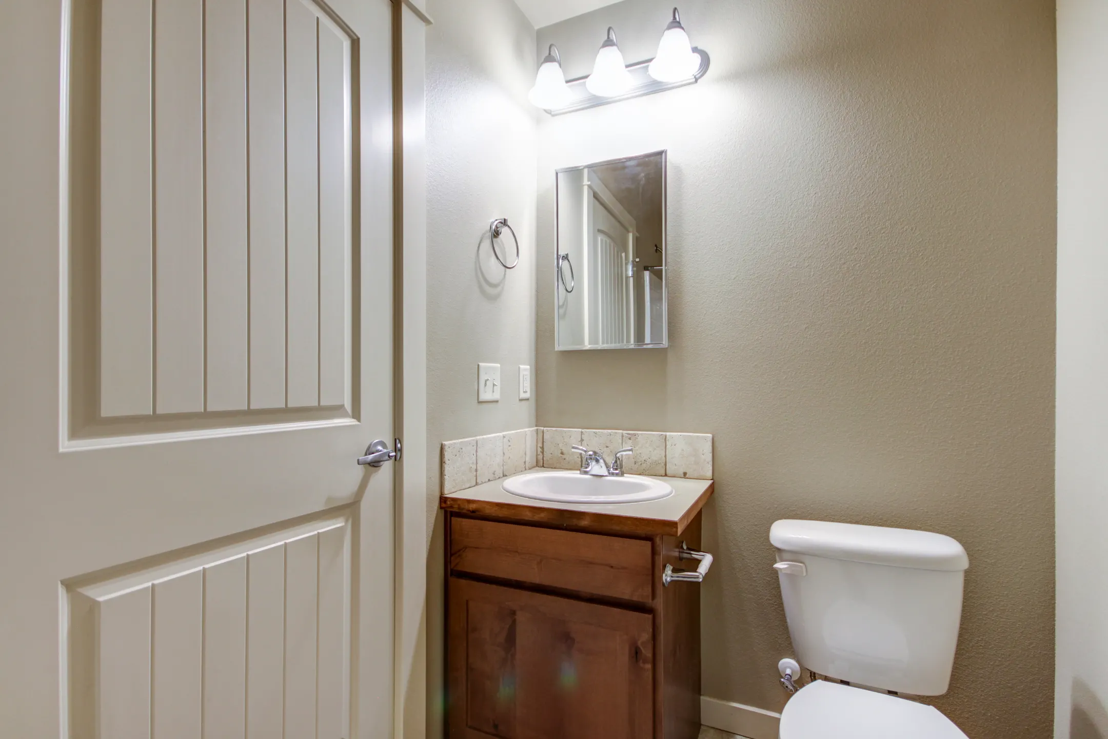 Bathroom - Cantabria Townhomes - Boise, ID
