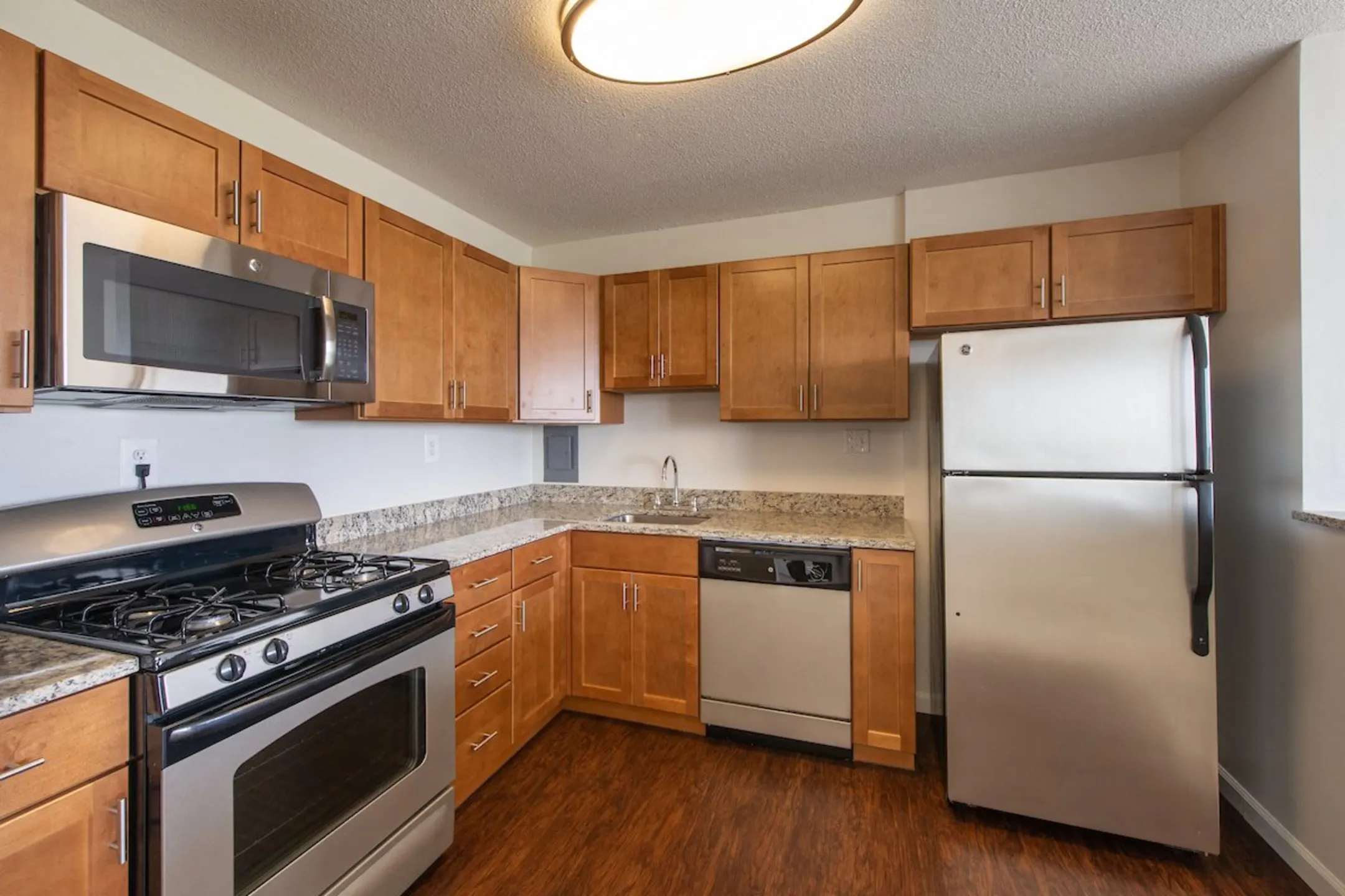 Kitchen - The Aspen - Alexandria, VA