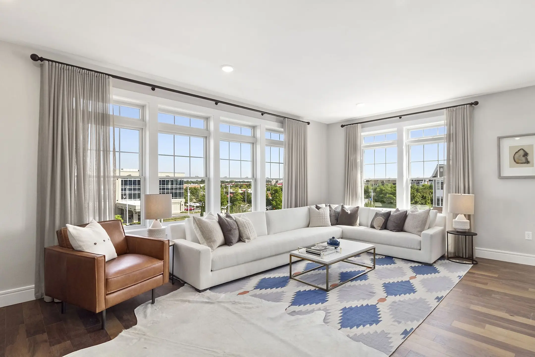 Living Room - The Vanderbilt - Westbury, NY