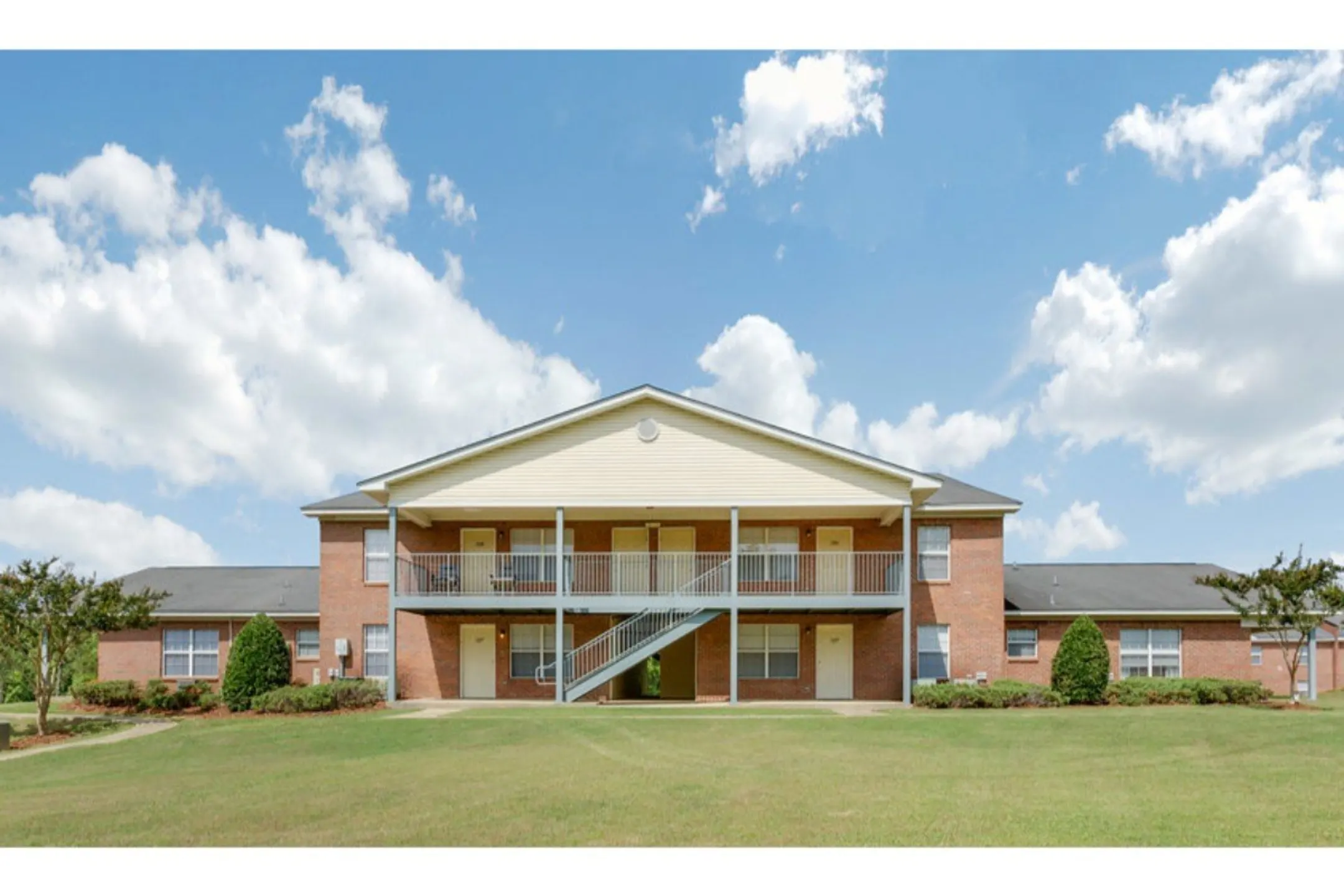 Building - Regal Pointe at Cypress Creek - Tuscaloosa, AL