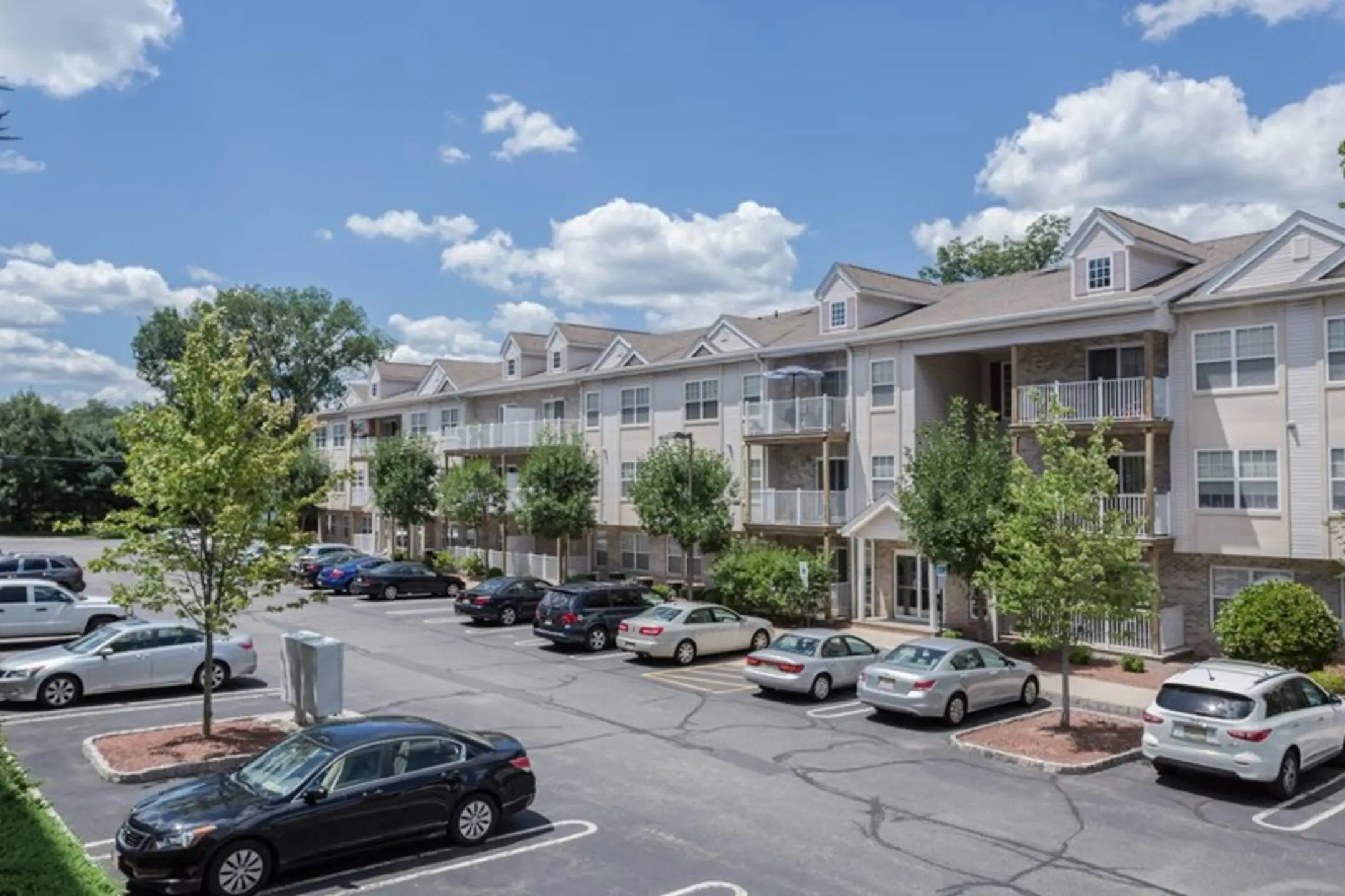 Lakeside at Briant Park Apartments Springfield, NJ 07081