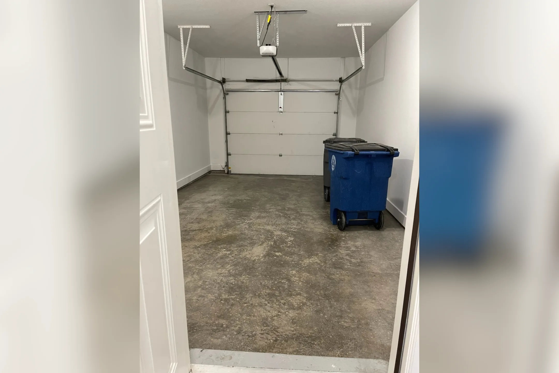 Horseshoe Bend 1985B Horseshoe Bend Dr Perrysburg, OH Townhomes for