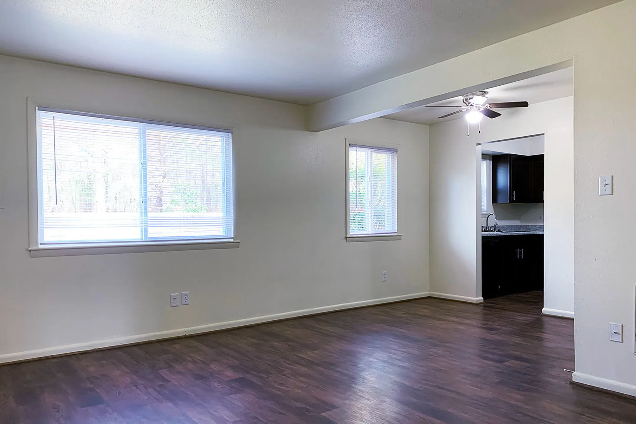 Edgefield 5699 Craneybrook Ln Portsmouth, VA Apartments for Rent