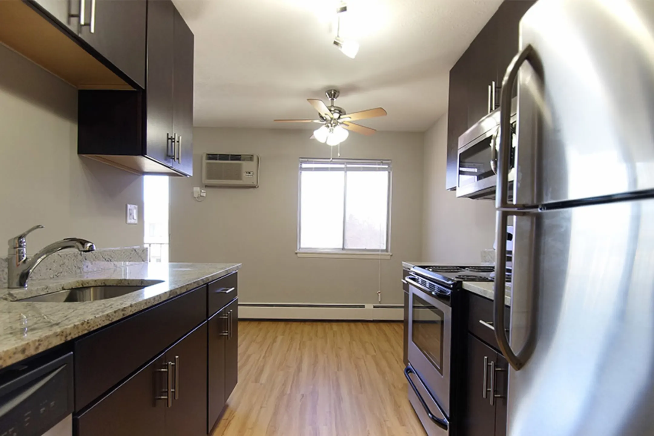 Westwood Apartments 411 Lafayette Rd Medina, OH Apartments for Rent