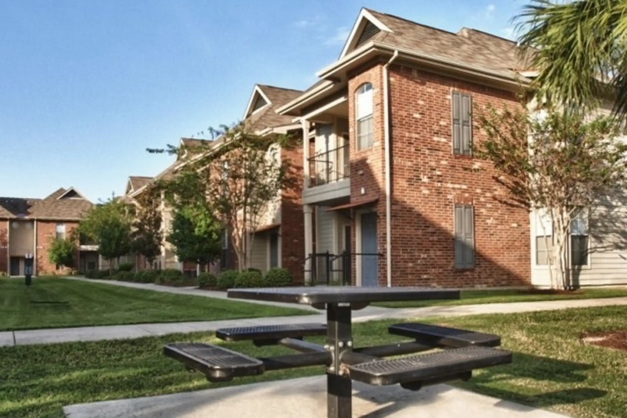 The Village at Fountain Lake Apartments Gonzales, LA 70737