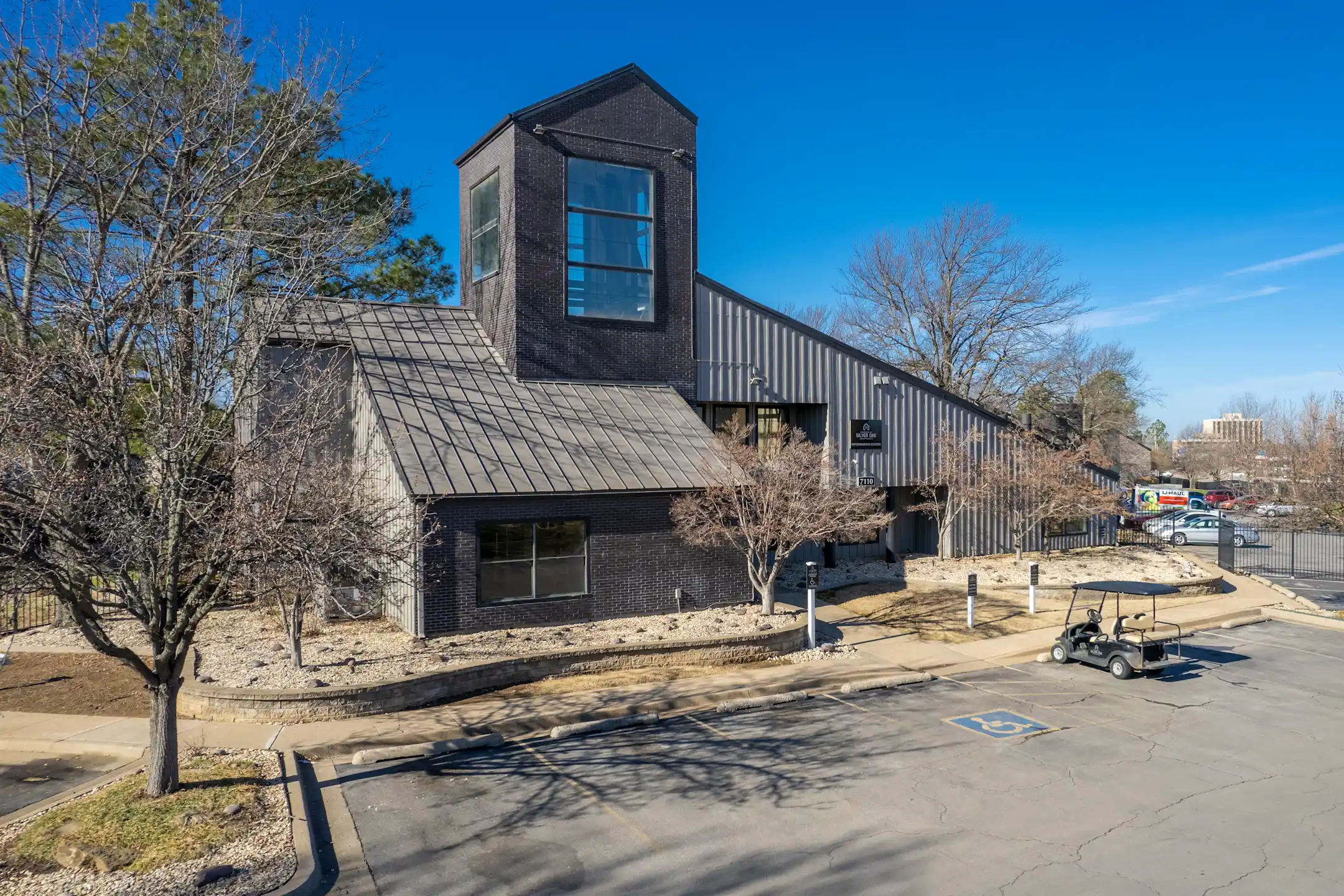 Building - Crossings at Silver Oak - Tulsa, OK