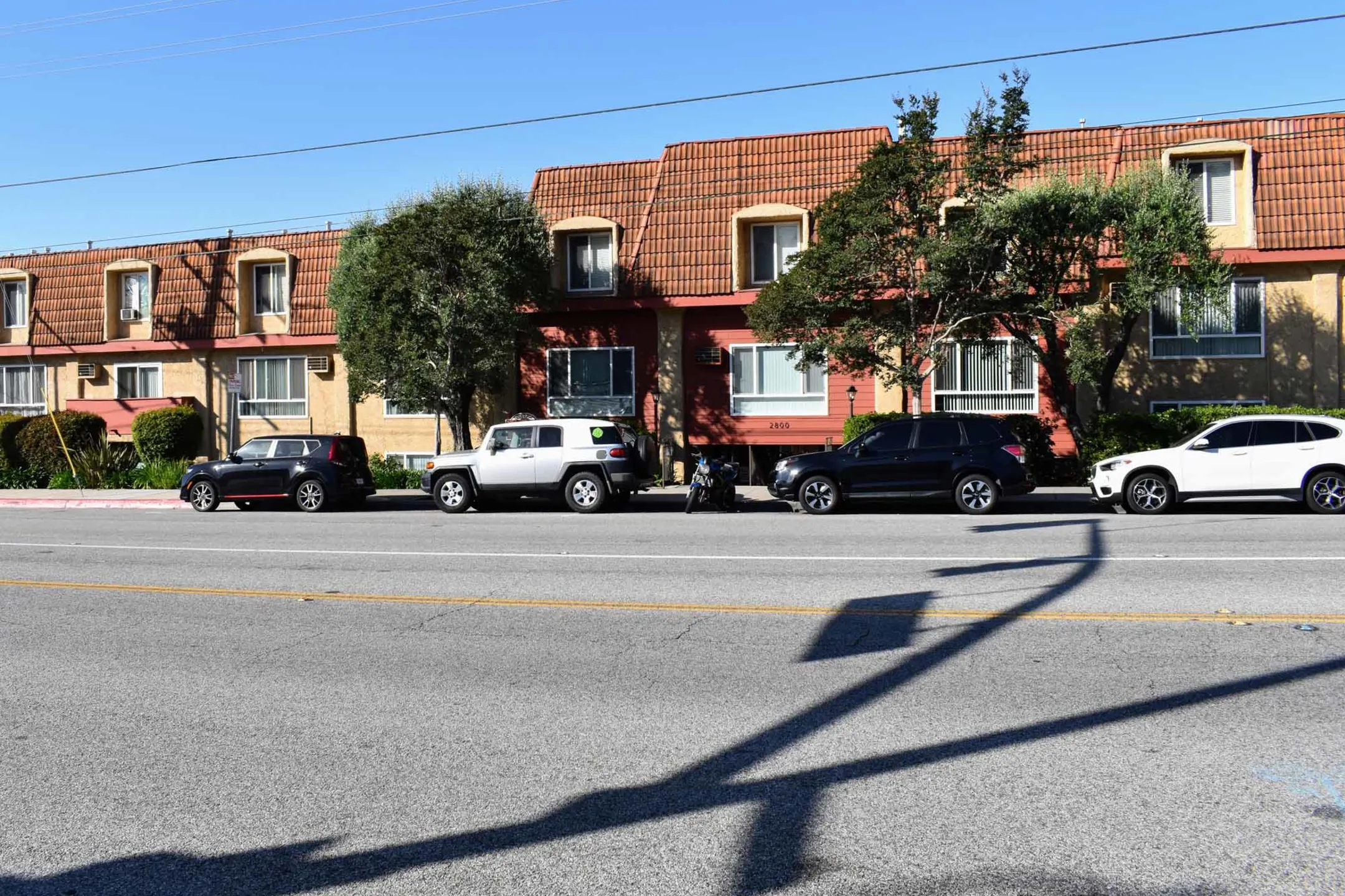 Sunset Ridge at La Crescenta 2800 Montrose Ave La Crescenta, CA