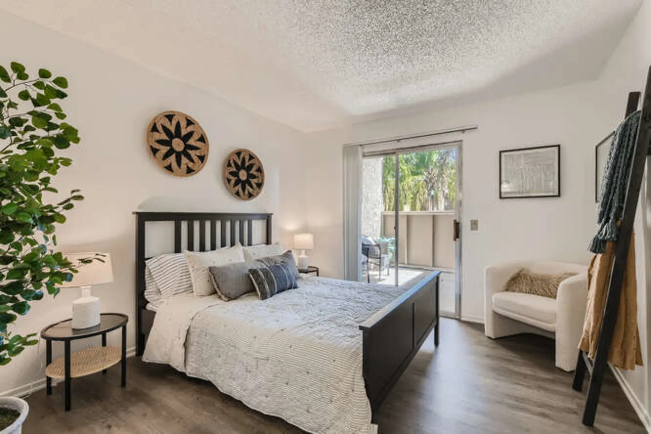 Highland Meadows 12080 Pigeon Pass Rd Moreno Valley, CA Apartments