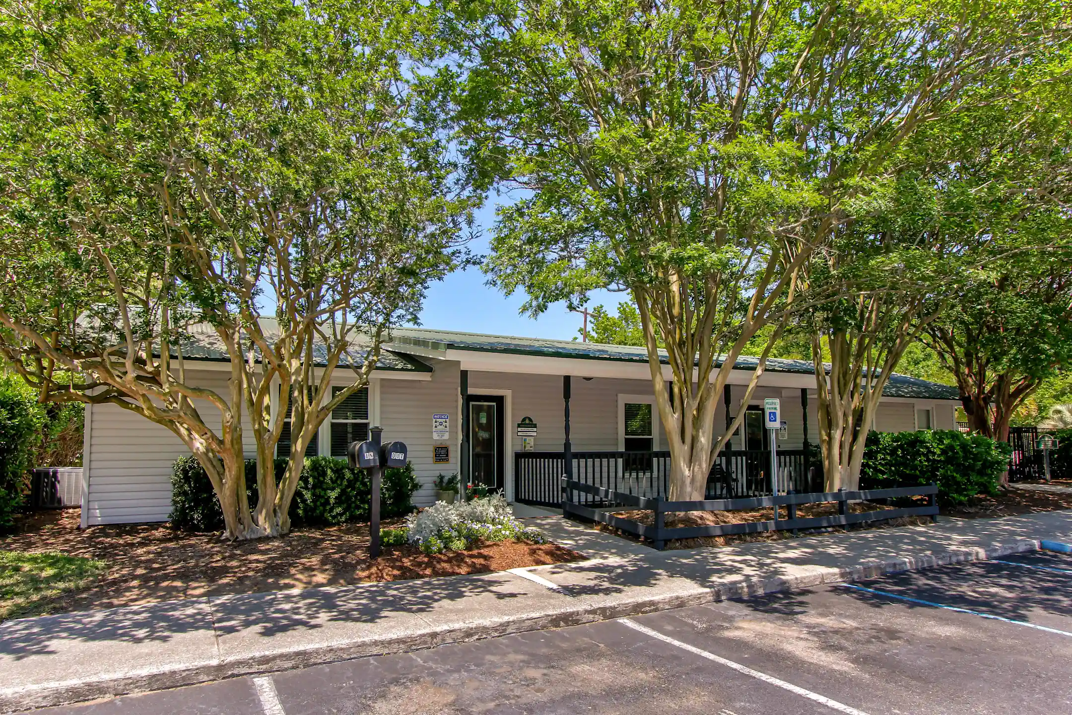 Riverwood Apartments 1053 Rifle Range Rd Mount Pleasant, SC