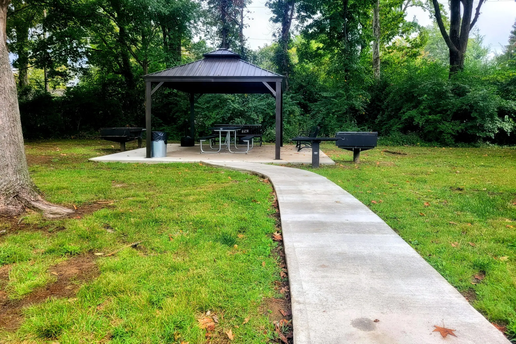 Skyview Commons Apartments Jeffersontown, KY 40299
