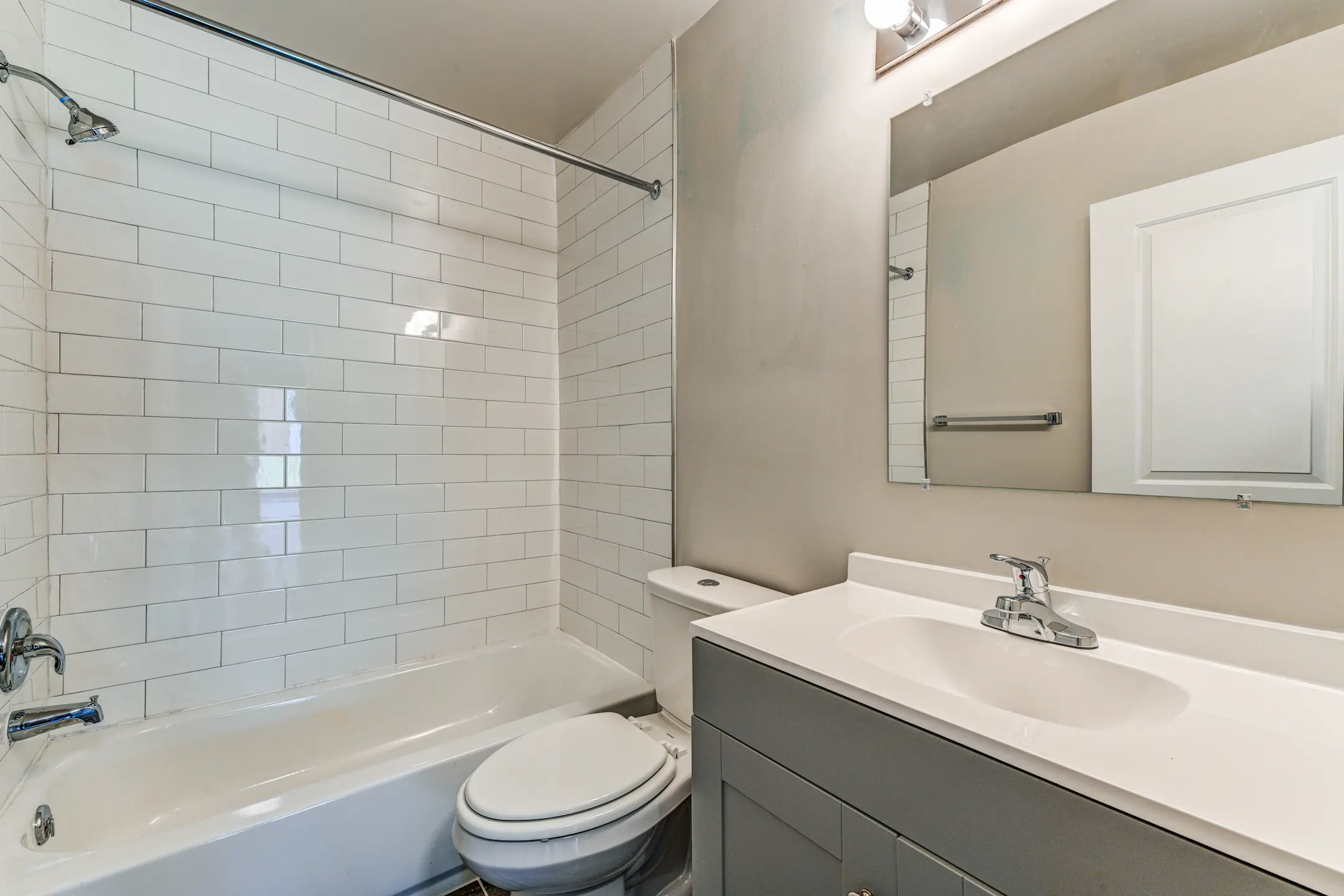 Meadowview Apartments. 12 Meadow Rd Pennsville, NJ Apartments for