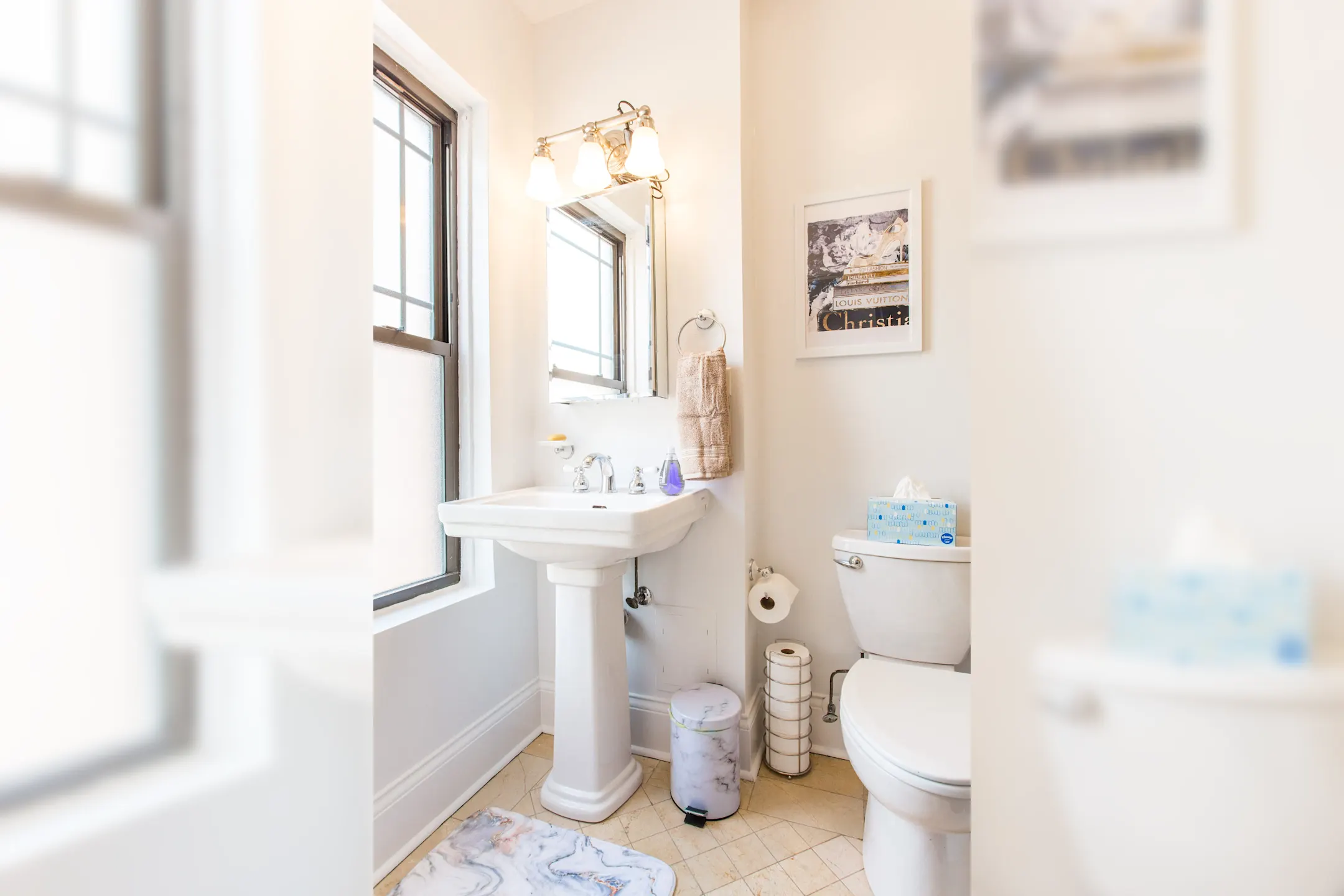 The Chatelaine Apartments Chicago, IL 60611