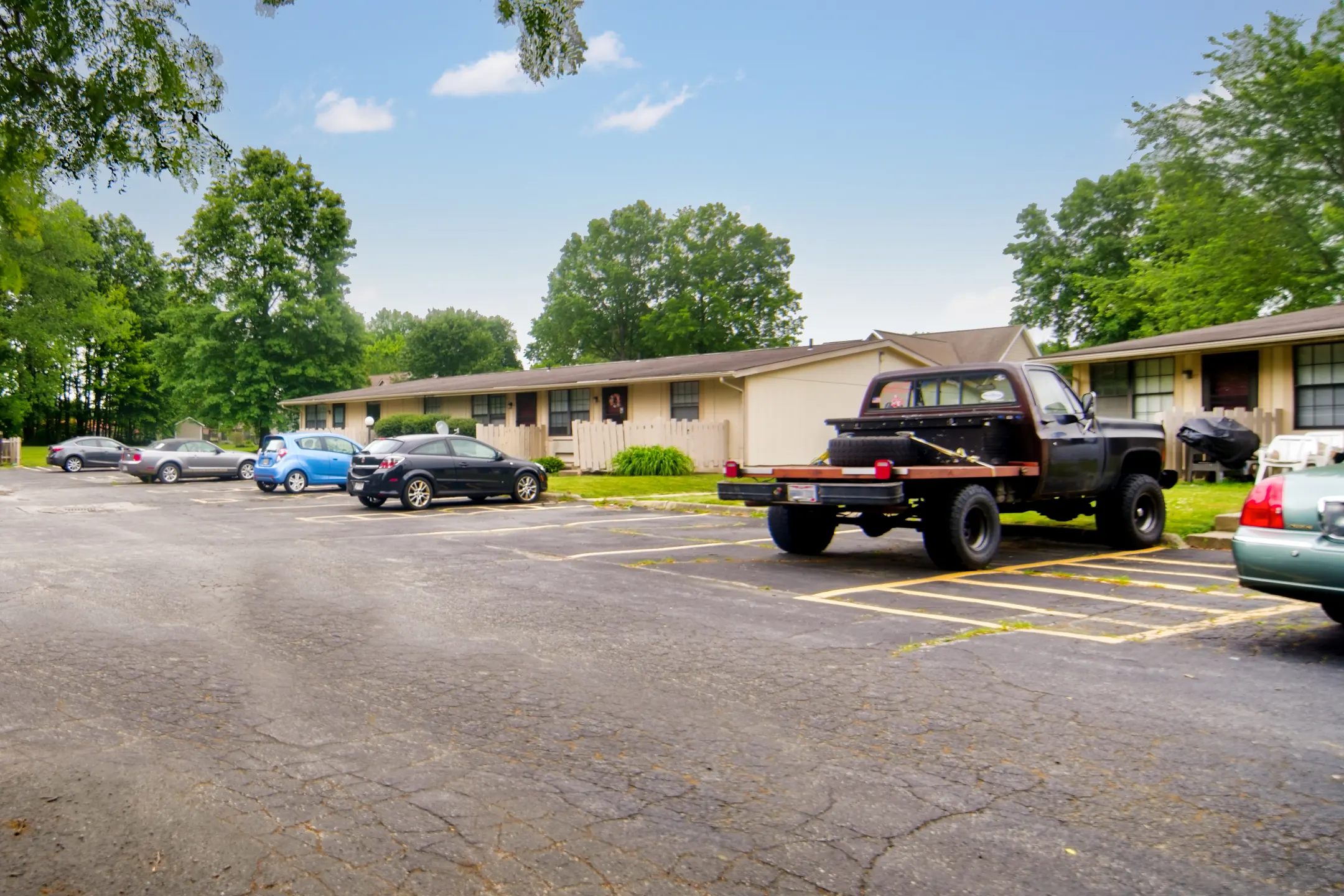 Victoria Square Apartments Apartments Newton Falls, OH 44444