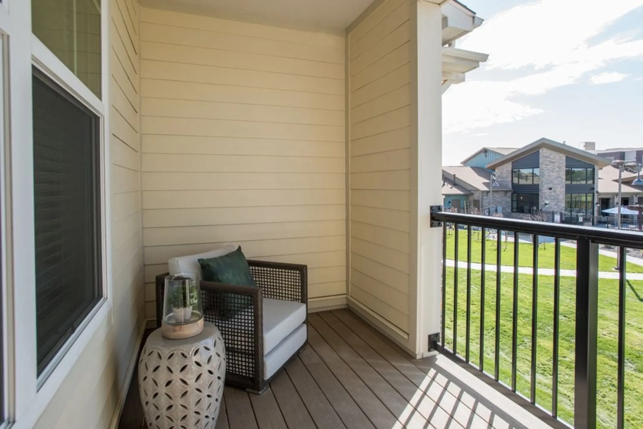 Avalon Southlands 6855 S Langdale St Aurora, CO Apartments for Rent