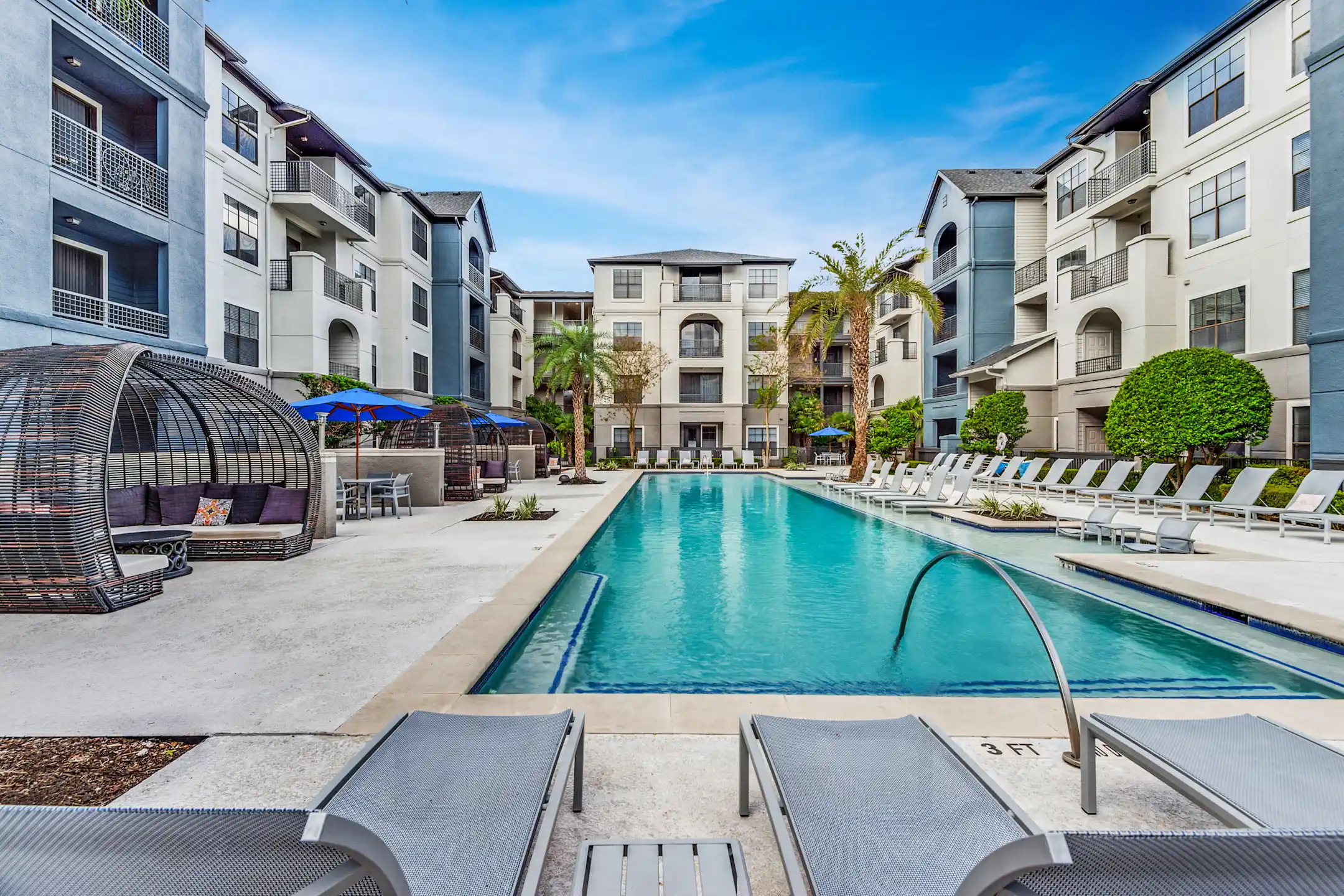 Pool - Portico Kirby - Houston, TX
